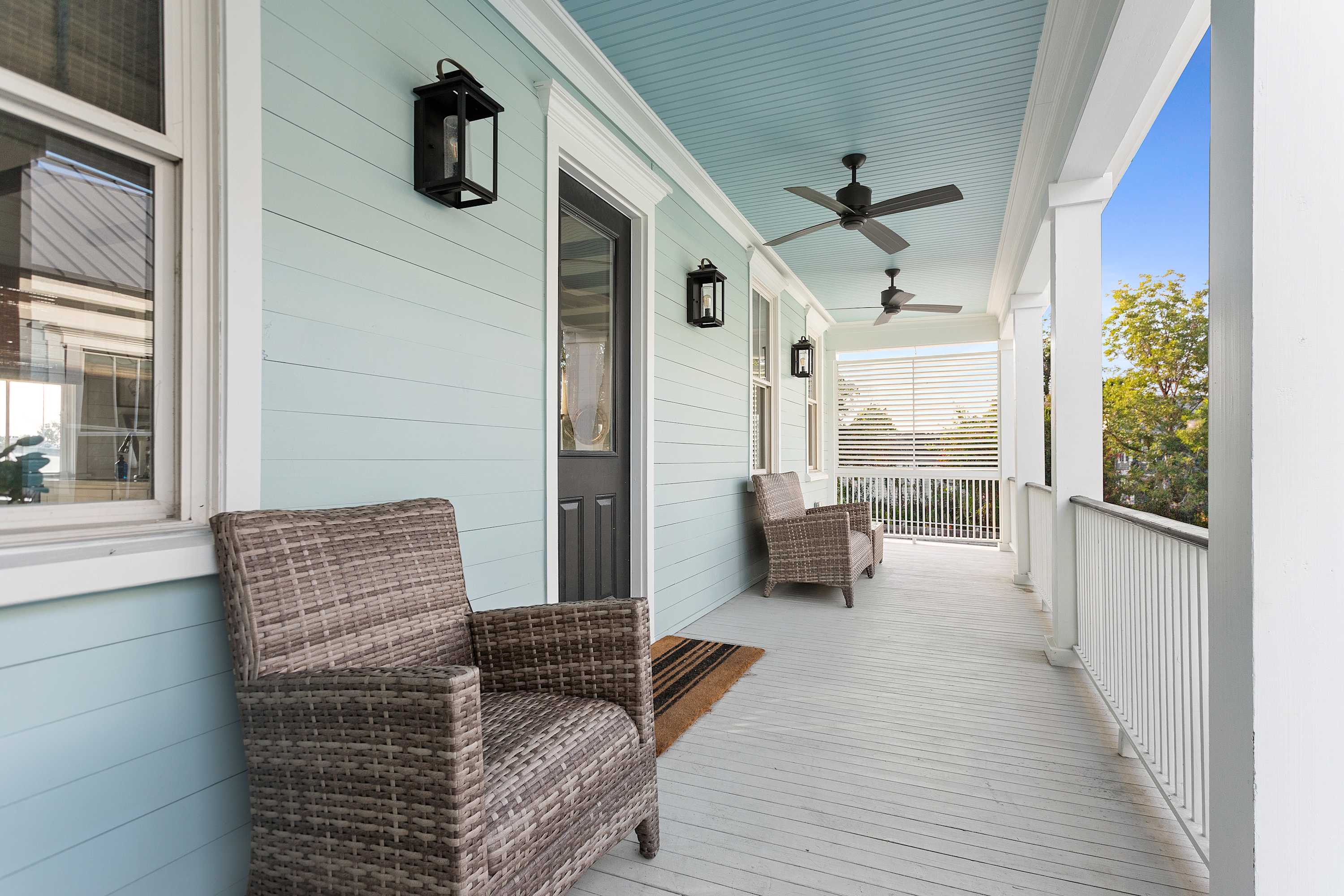 Outdoor seating on the porch!