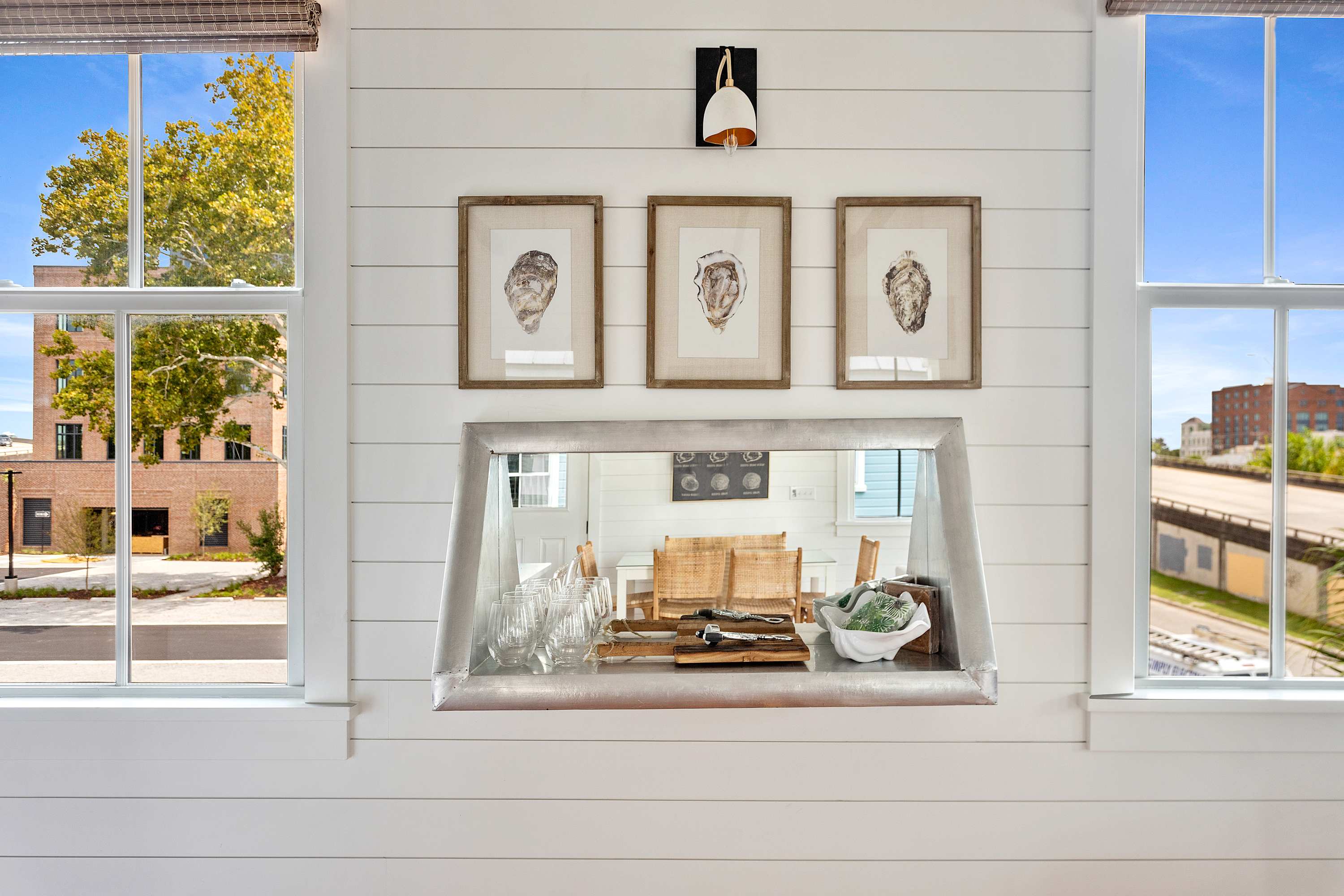 Mirror shot of dining seating for 6 guests!