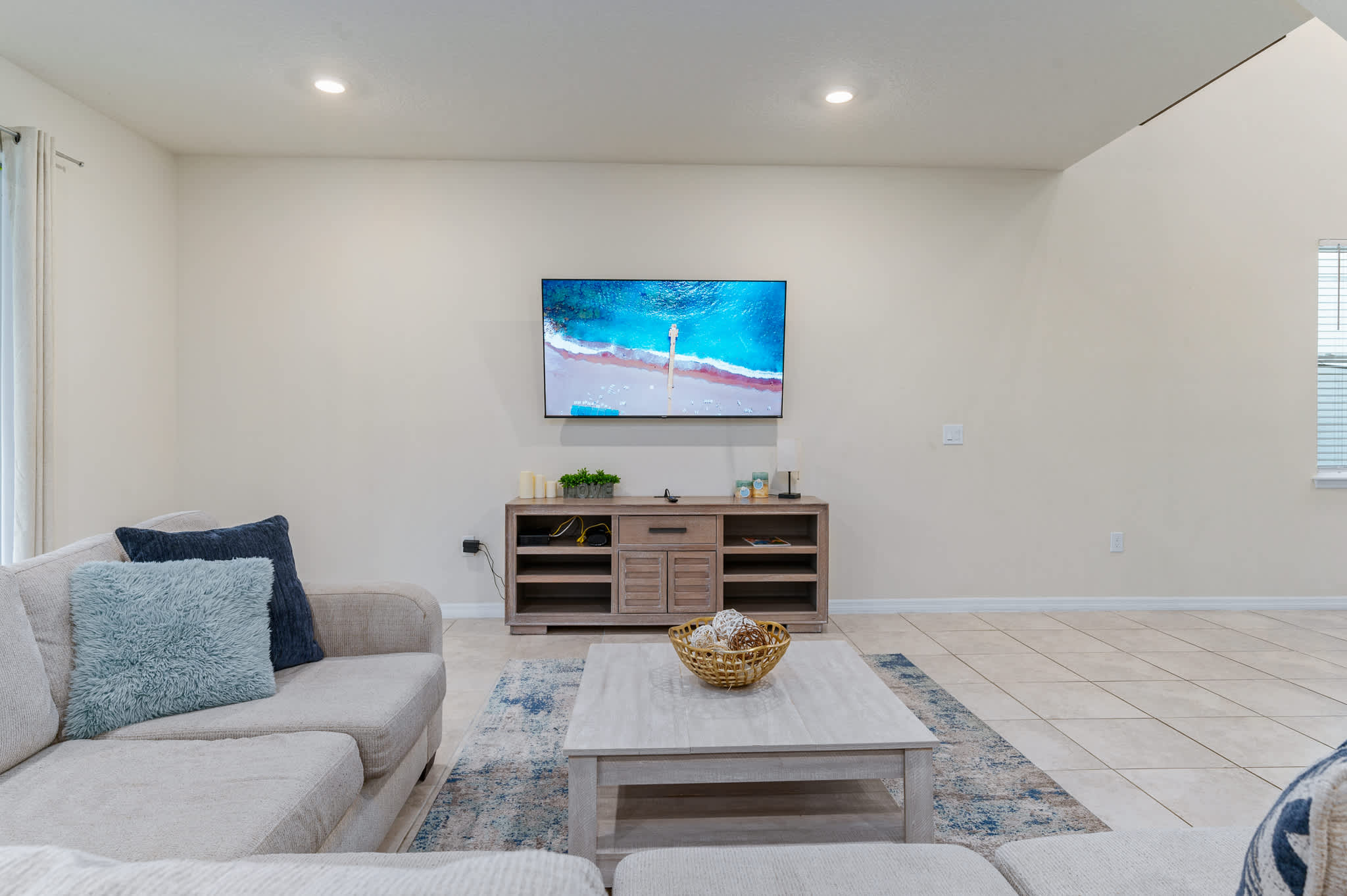 Solterra Resort! Pool & Game Room, 15 MI to Disney