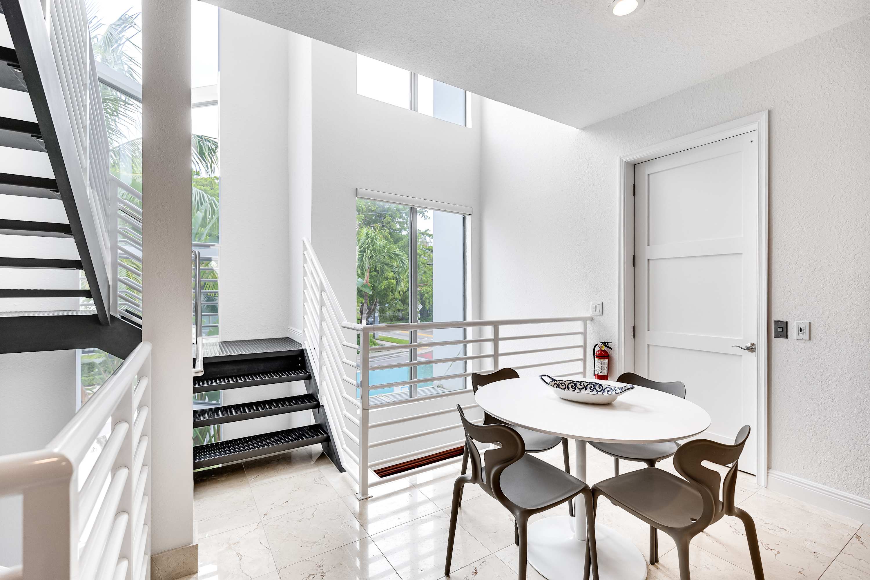 NEW 3-Story Townhome with Pool Room, Expansive Balcony seconds away from Las Olas - Picture 25