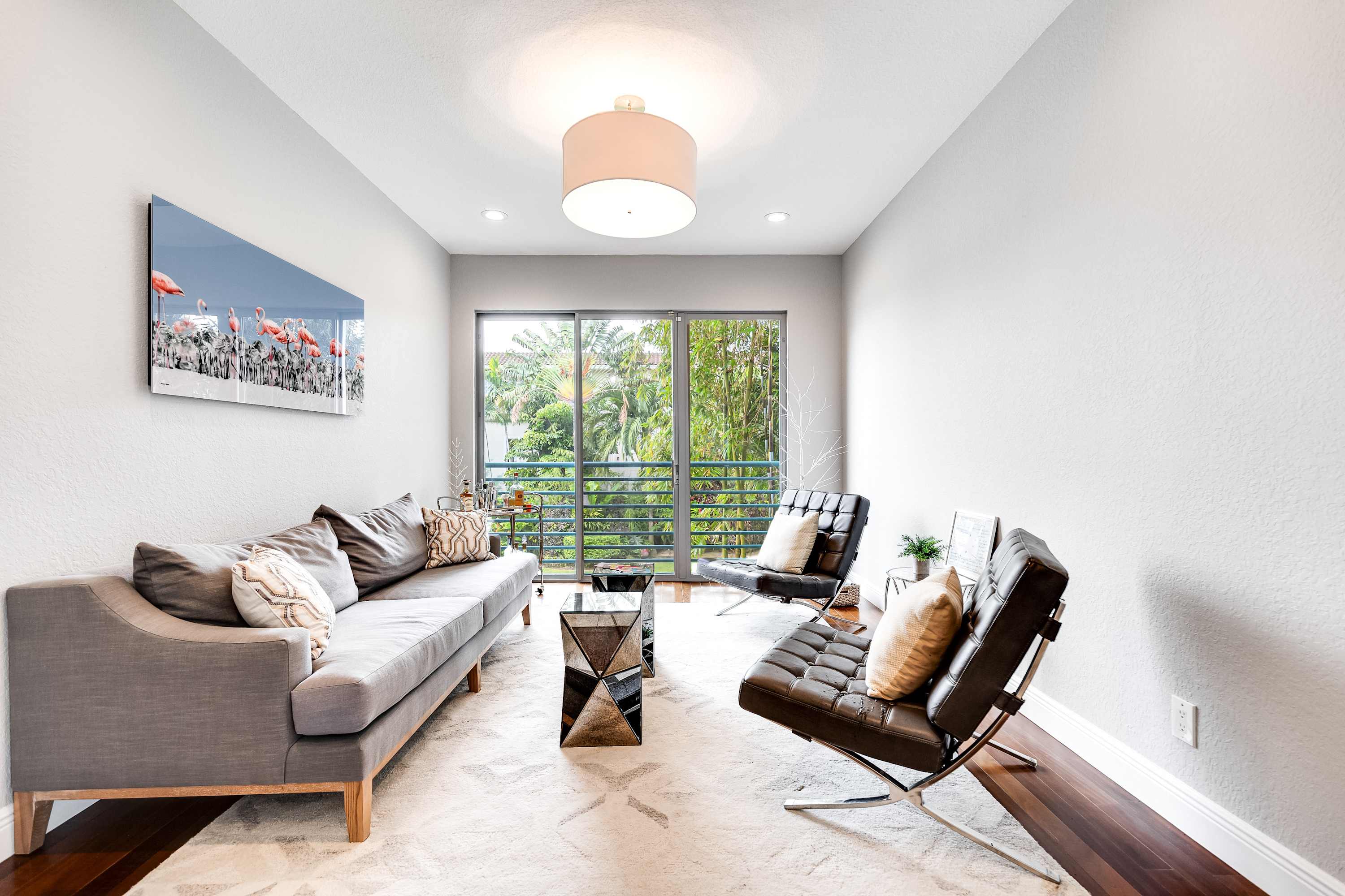 NEW 3-Story Townhome with Pool Room, Expansive Balcony seconds away from Las Olas - Picture 33