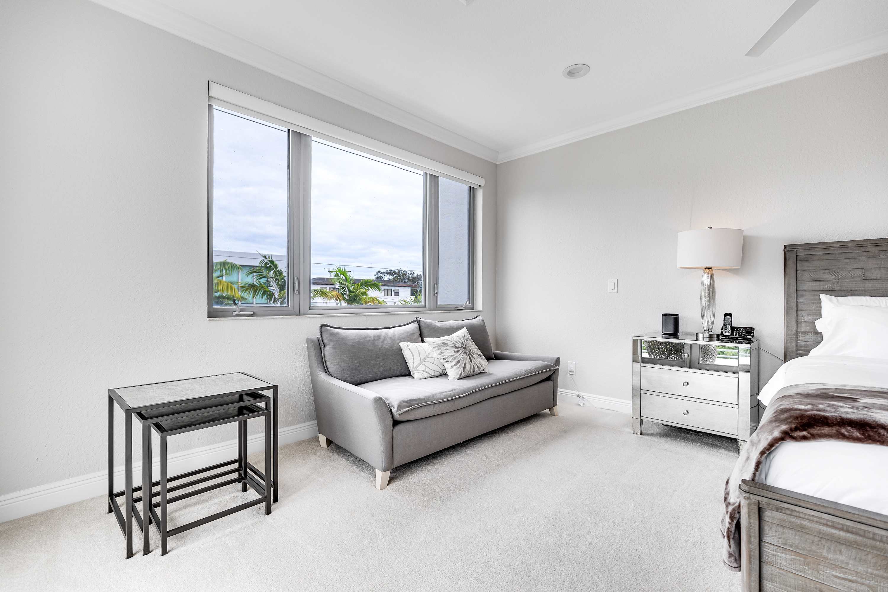 NEW 3-Story Townhome with Pool Room, Expansive Balcony seconds away from Las Olas - Picture 39