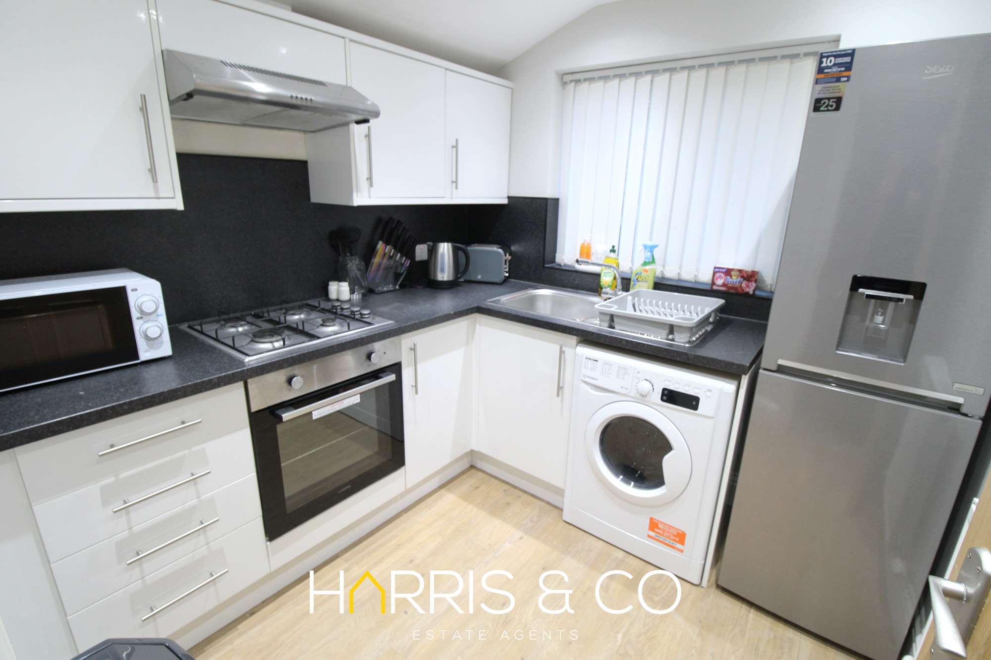 Fishermans View in Warren Street 105 FY7 6EA - Property image 3 - VivreStays