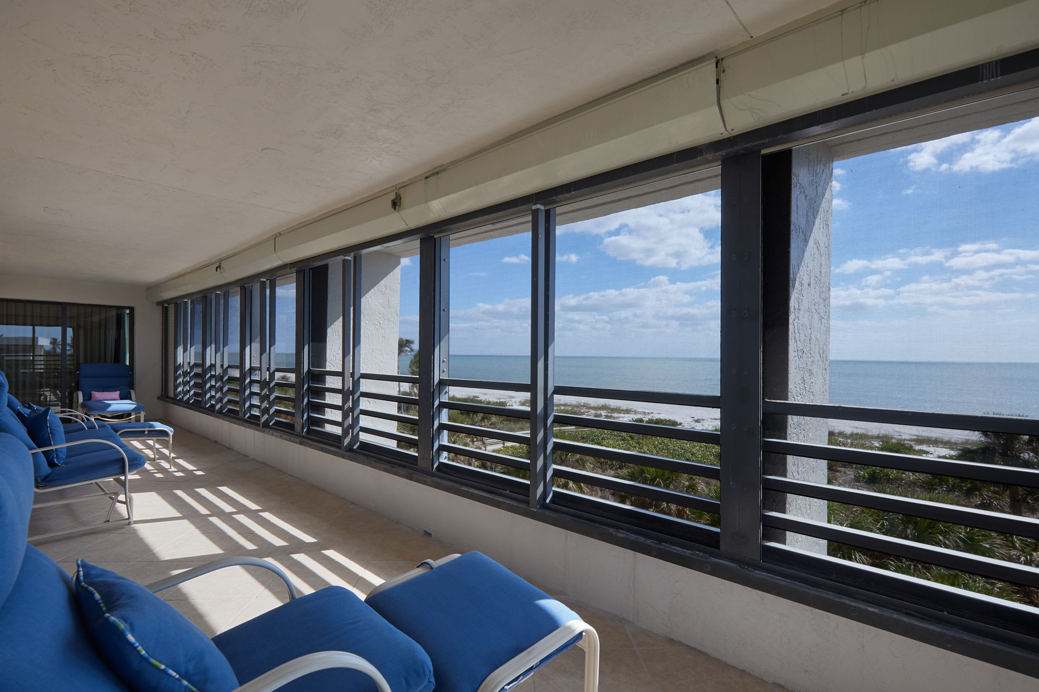 Gorgeous Corner Penthouse Residence at Gulfside Place — Sanibel, FL — vacation rental