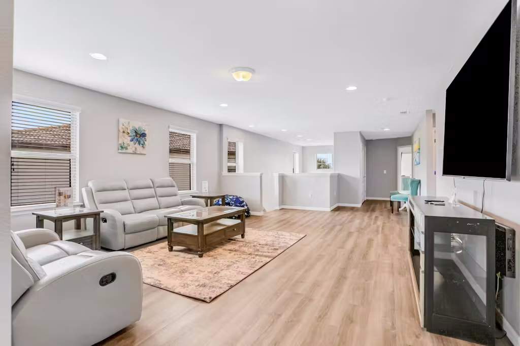 Heated Pool, Game Room, 9MI Disney! FREE Resort