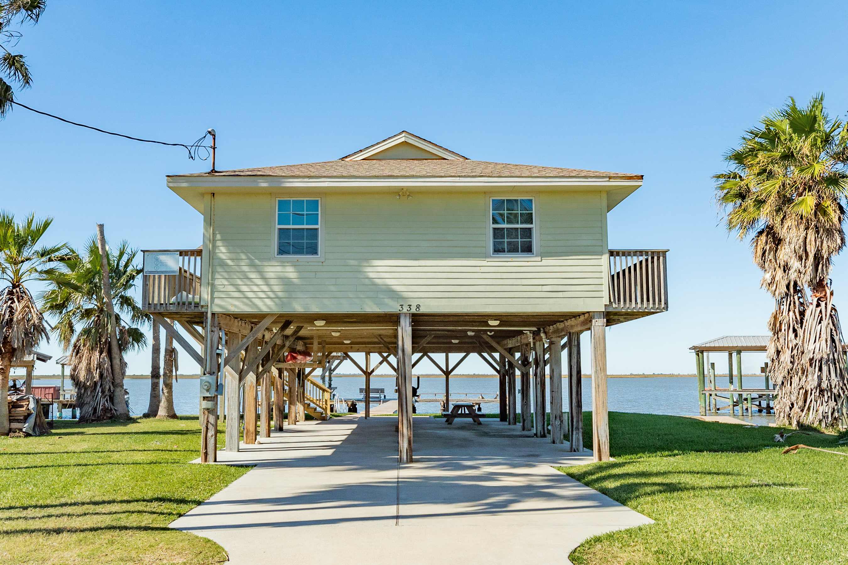 SeaTrout Best Sunset Fishing Spot on the Bay | Photo 2