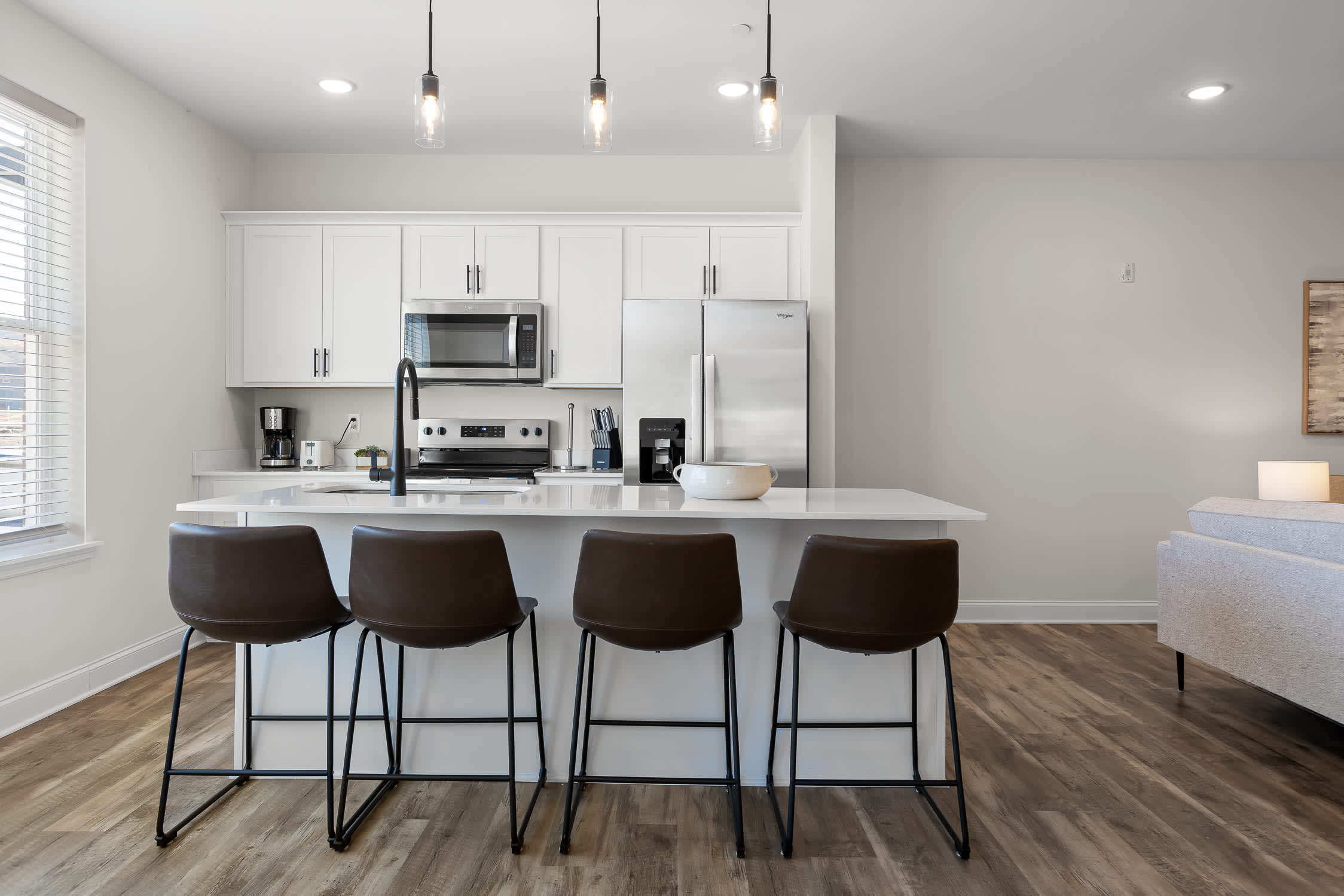 Southside Chattanooga - Chic 2BR at The Poplin — Chattanooga, TN — vacation rental