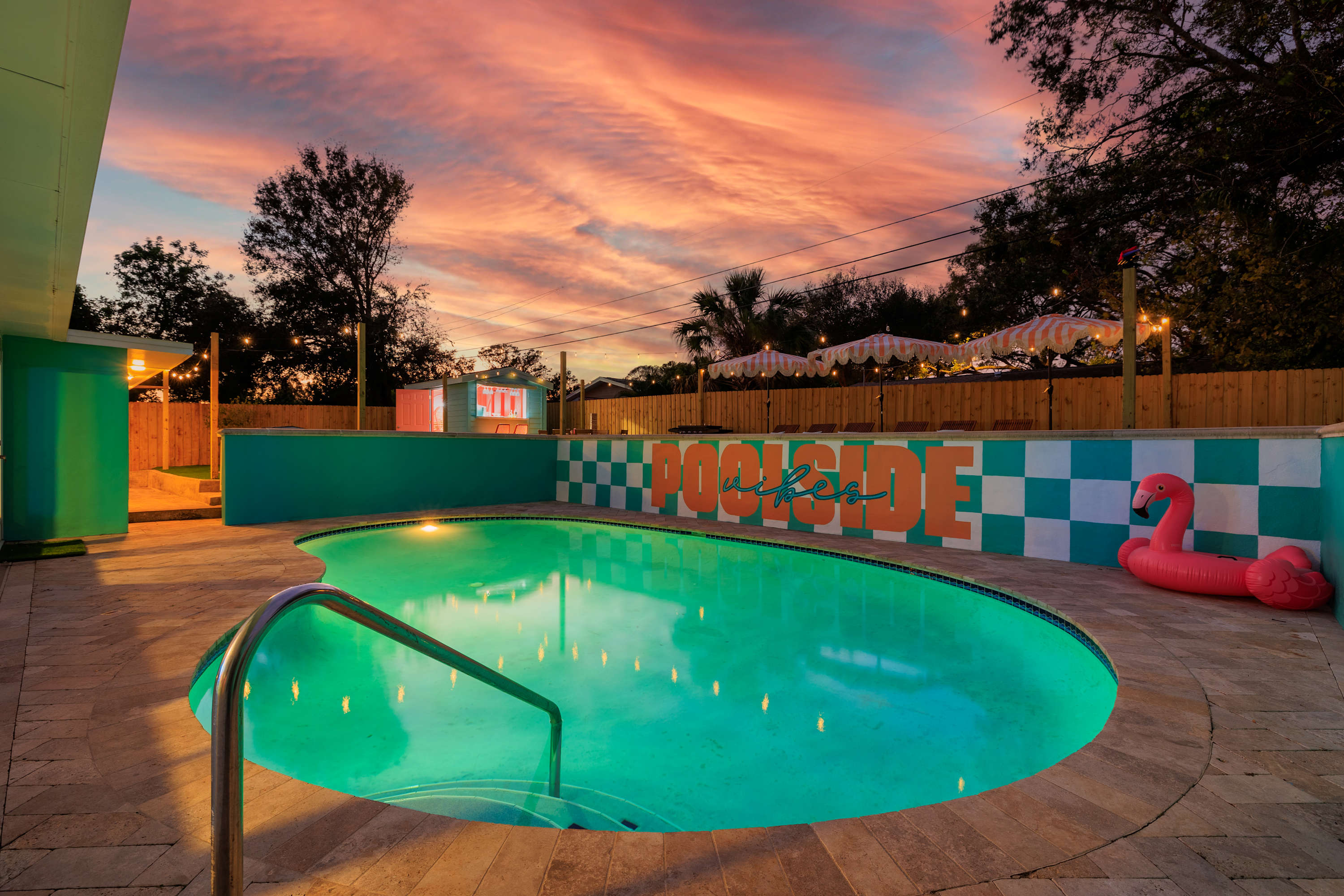 Family villa w/ pool, fire pit & games