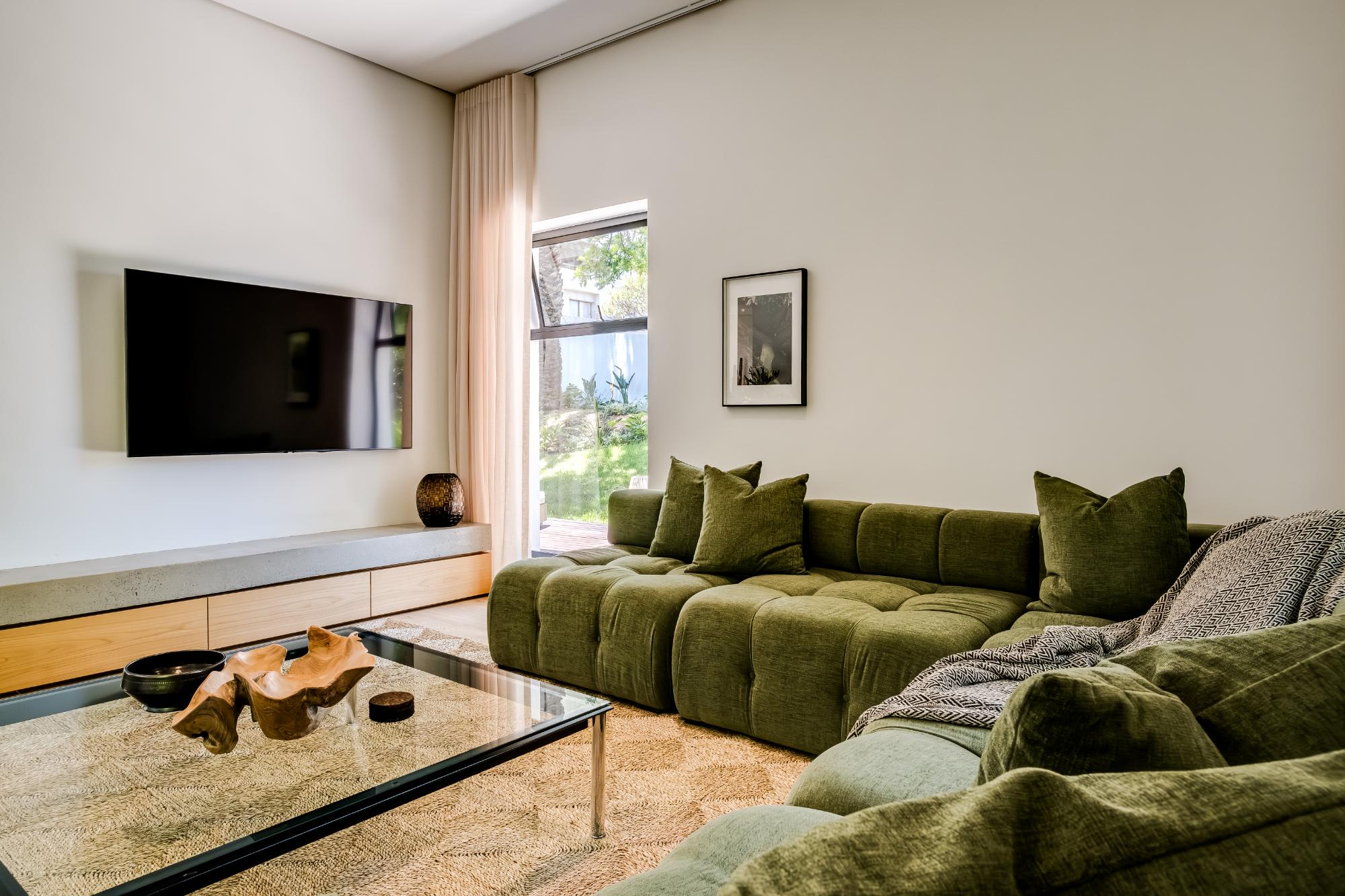 Mountain View Holiday Villa w Garden Pool Iliwa 10