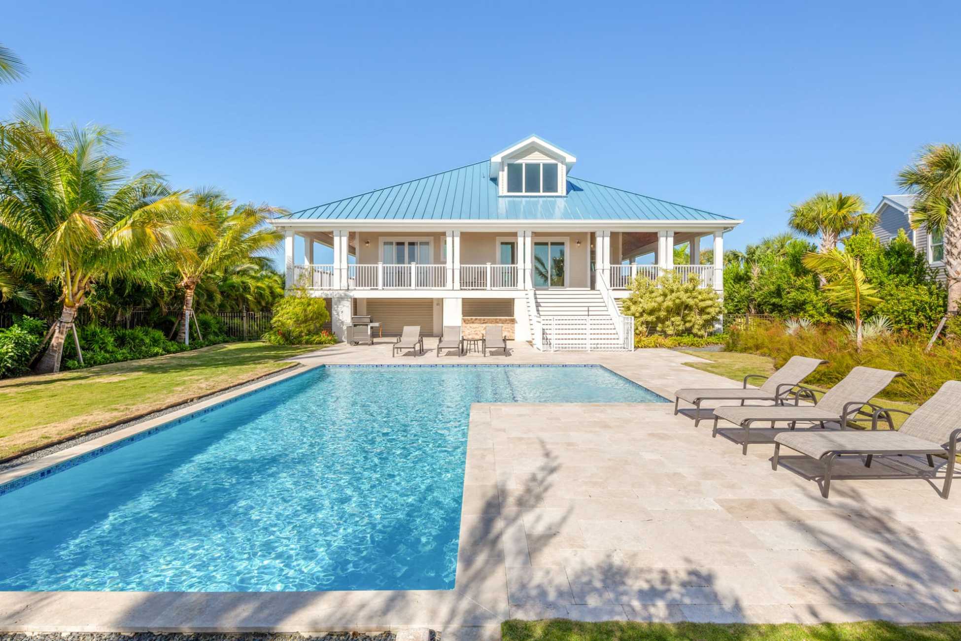 Parking, Pet Friendly, Pool, Dock - Suncoast House