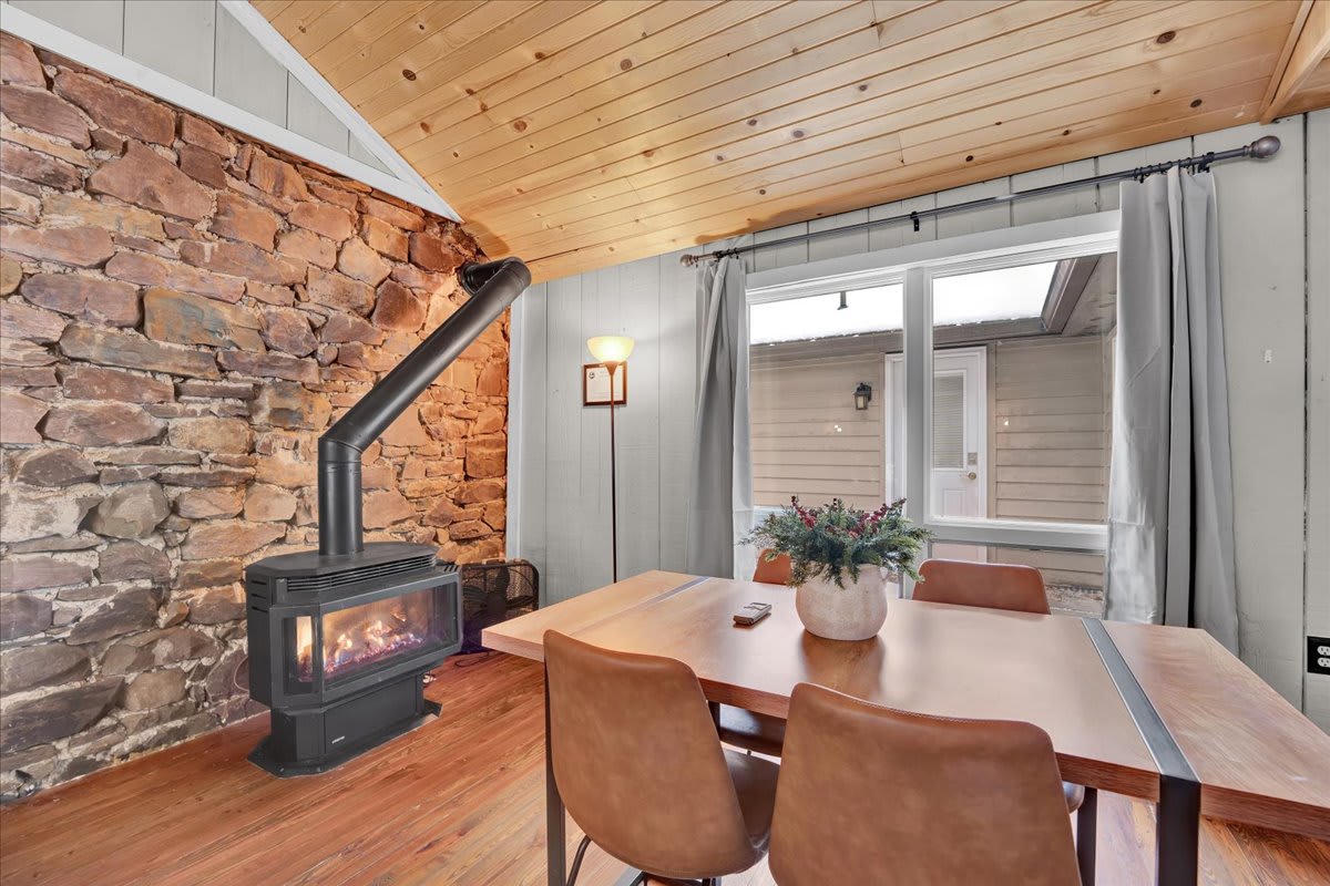Pocono Pines Stone Cabin | Central to Attractions