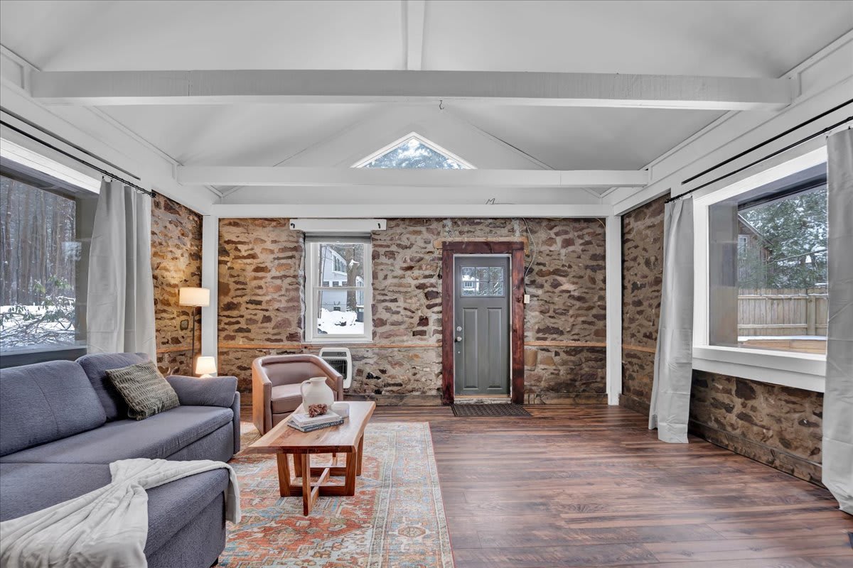 Pocono Pines Stone Cabin | Central to Attractions