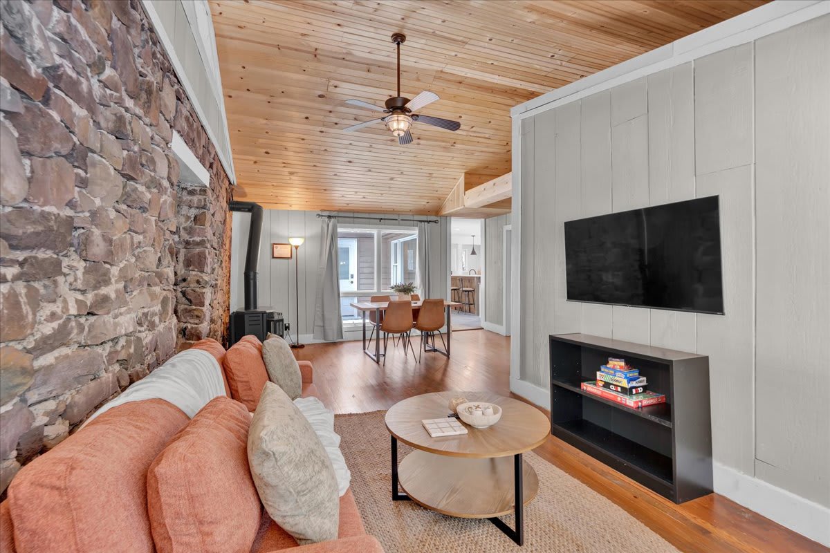 Pocono Pines Stone Cabin | Central to Attractions
