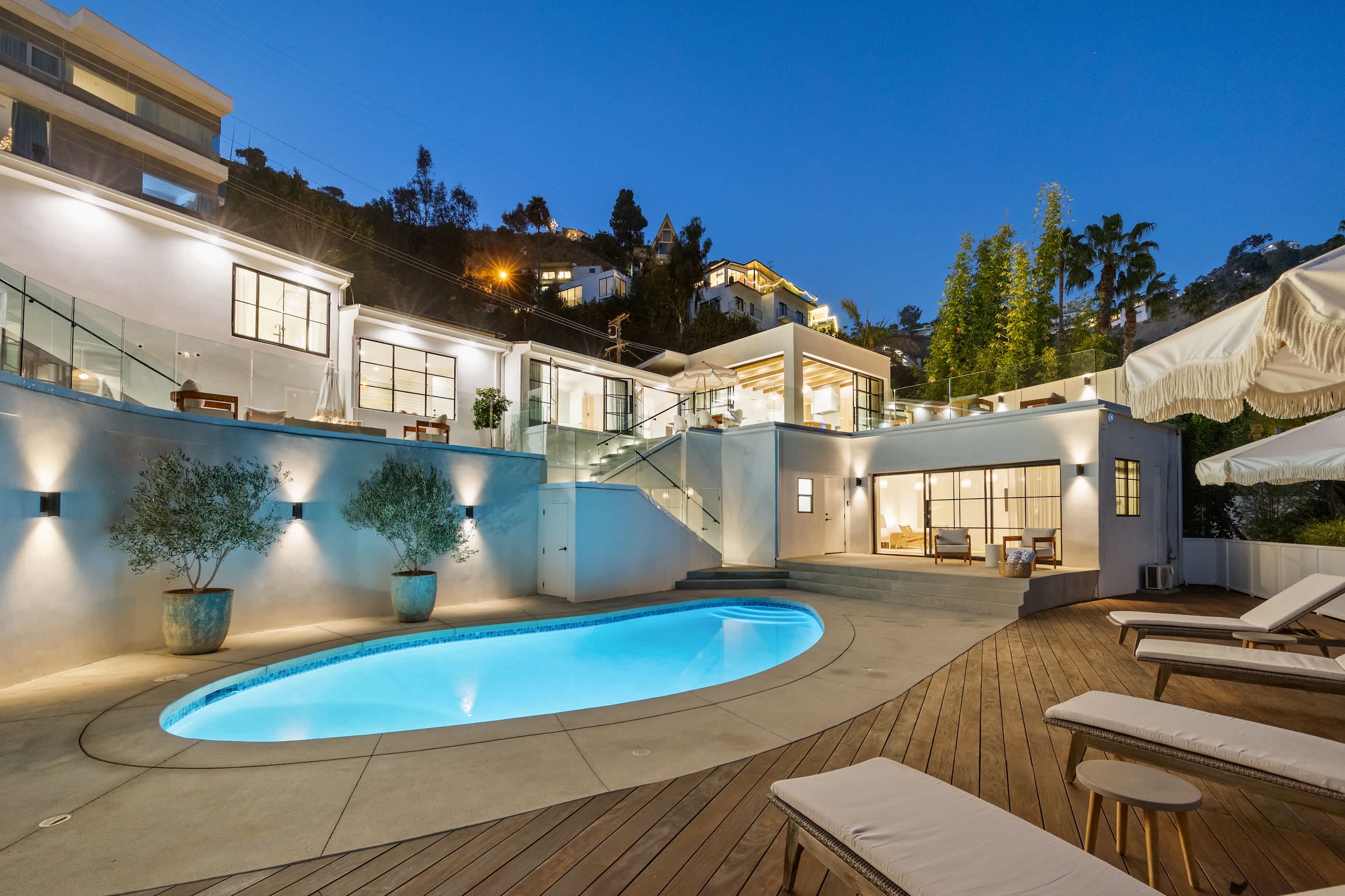 An outdoor oasis perfectly illuminated for unforgettable moments.