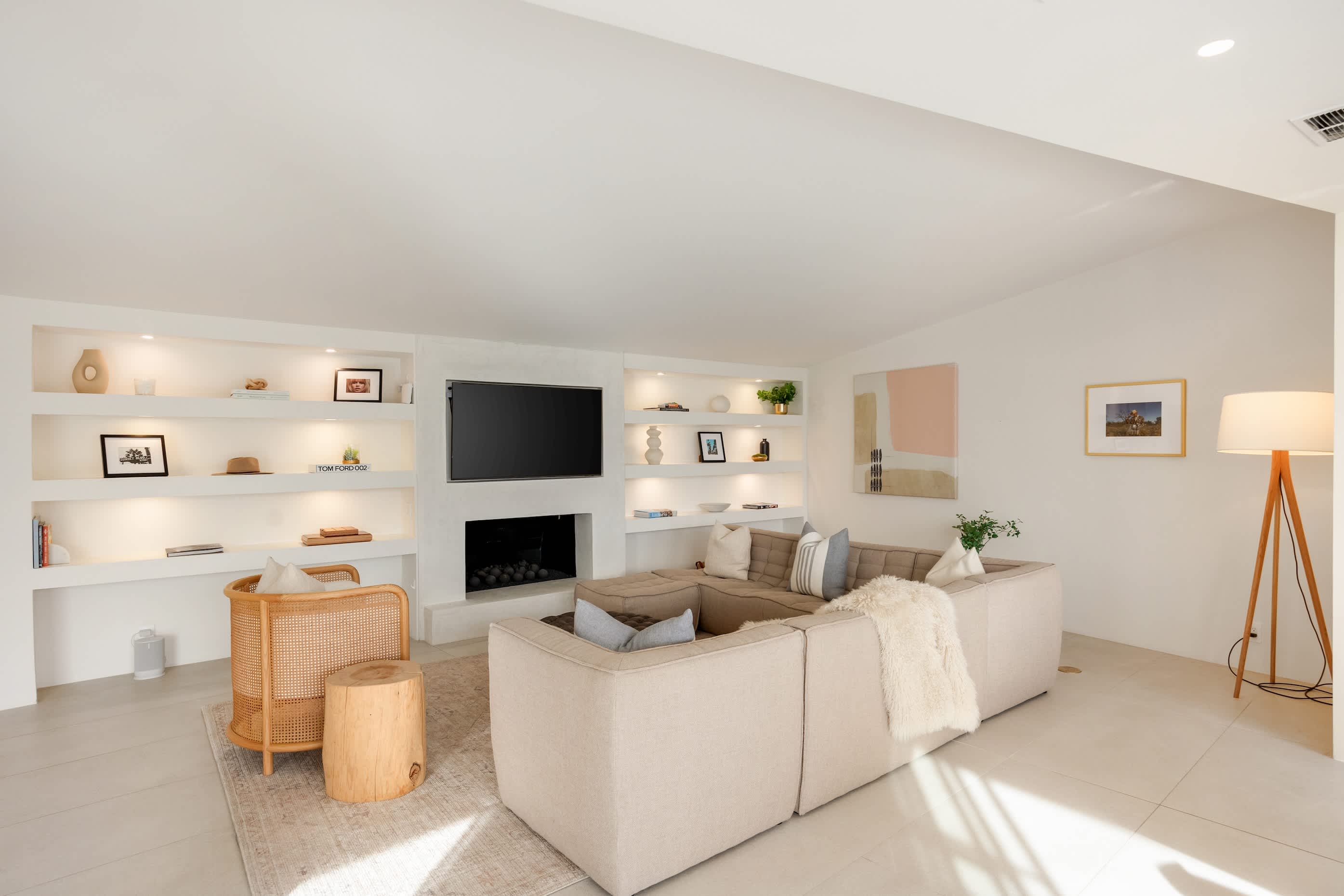 Sink into comfort and let the hillside serenity surround you.