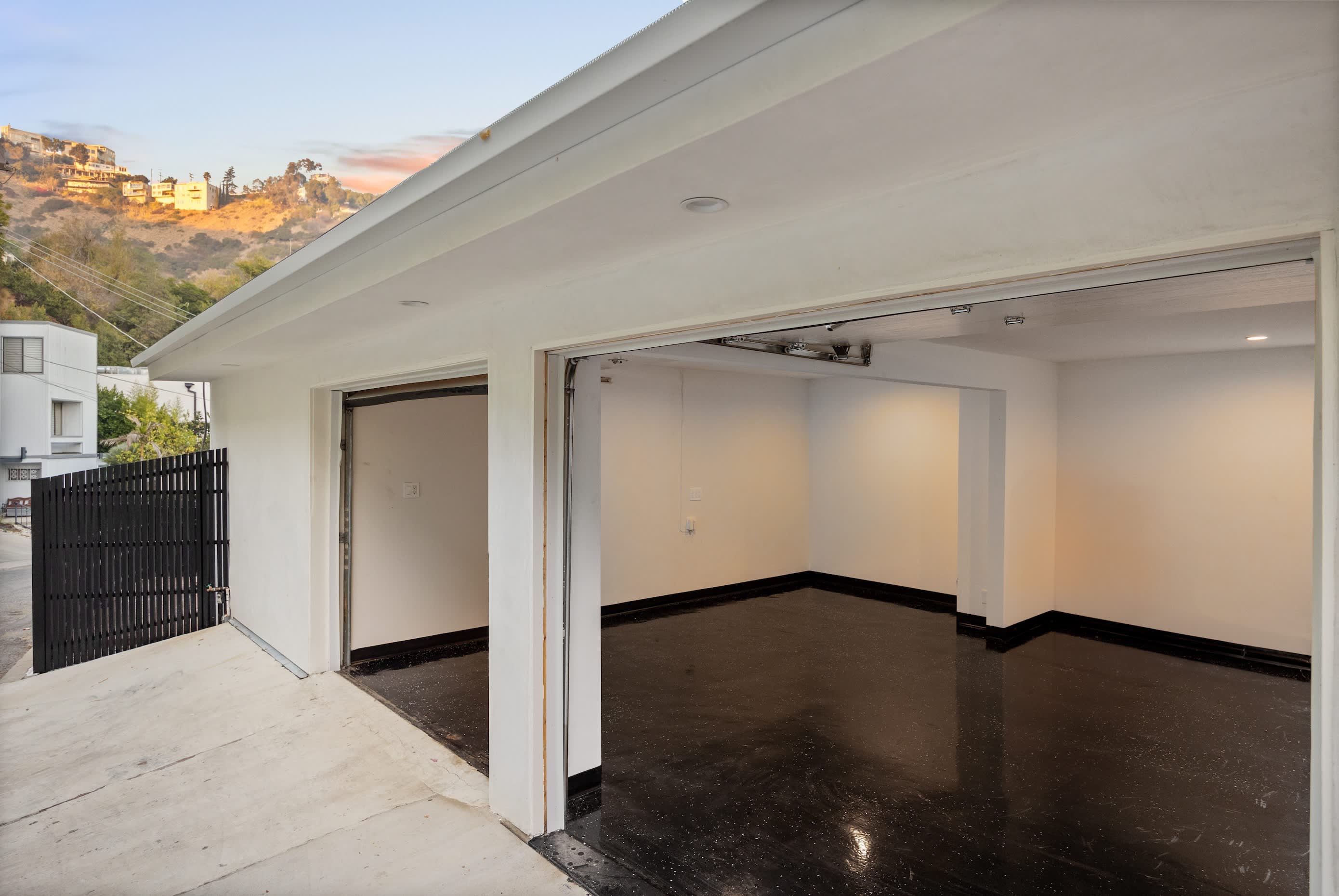 High-gloss flooring and ample lighting.