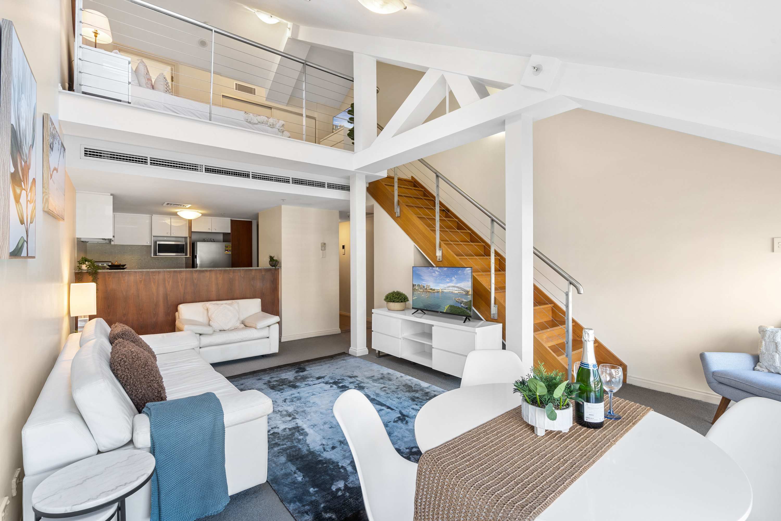 Stylish Loft-Style Apartment with Stunning Views