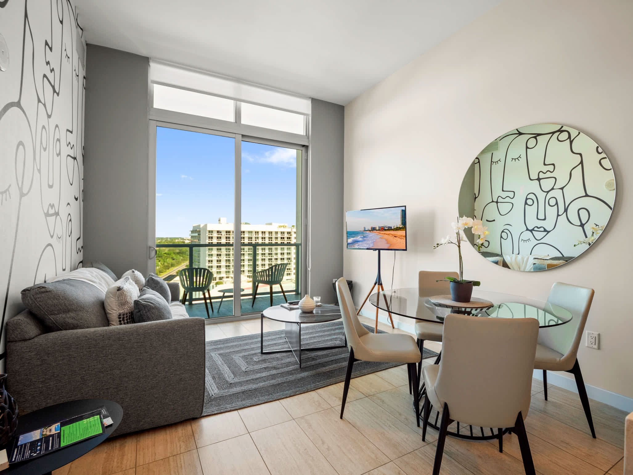 Lux Stay in Miami Design District