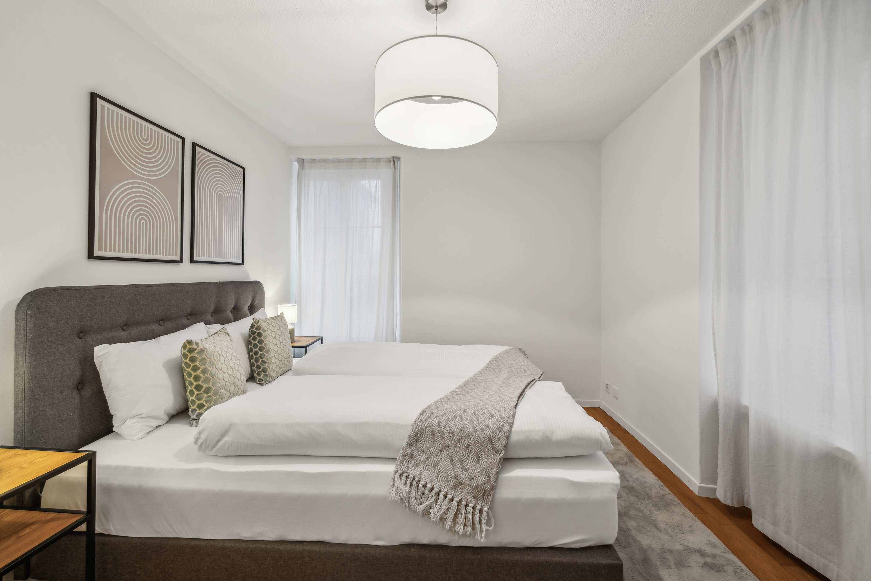 Modern 2BR Apt near Mt Pilatus & Lucerne + Parking — Kriens, Luzern — vacation rental