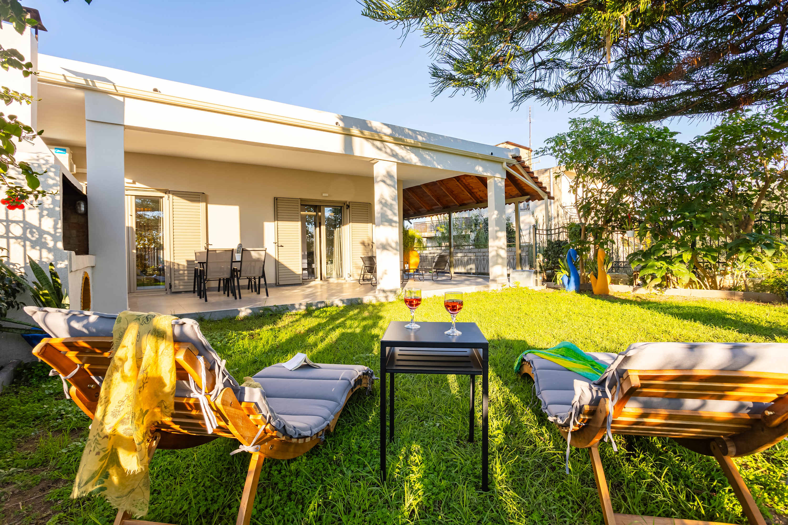 Kalamata Garden Haven - Escape Amidst Greenery — Kalamata, Peloponnese — vacation rental