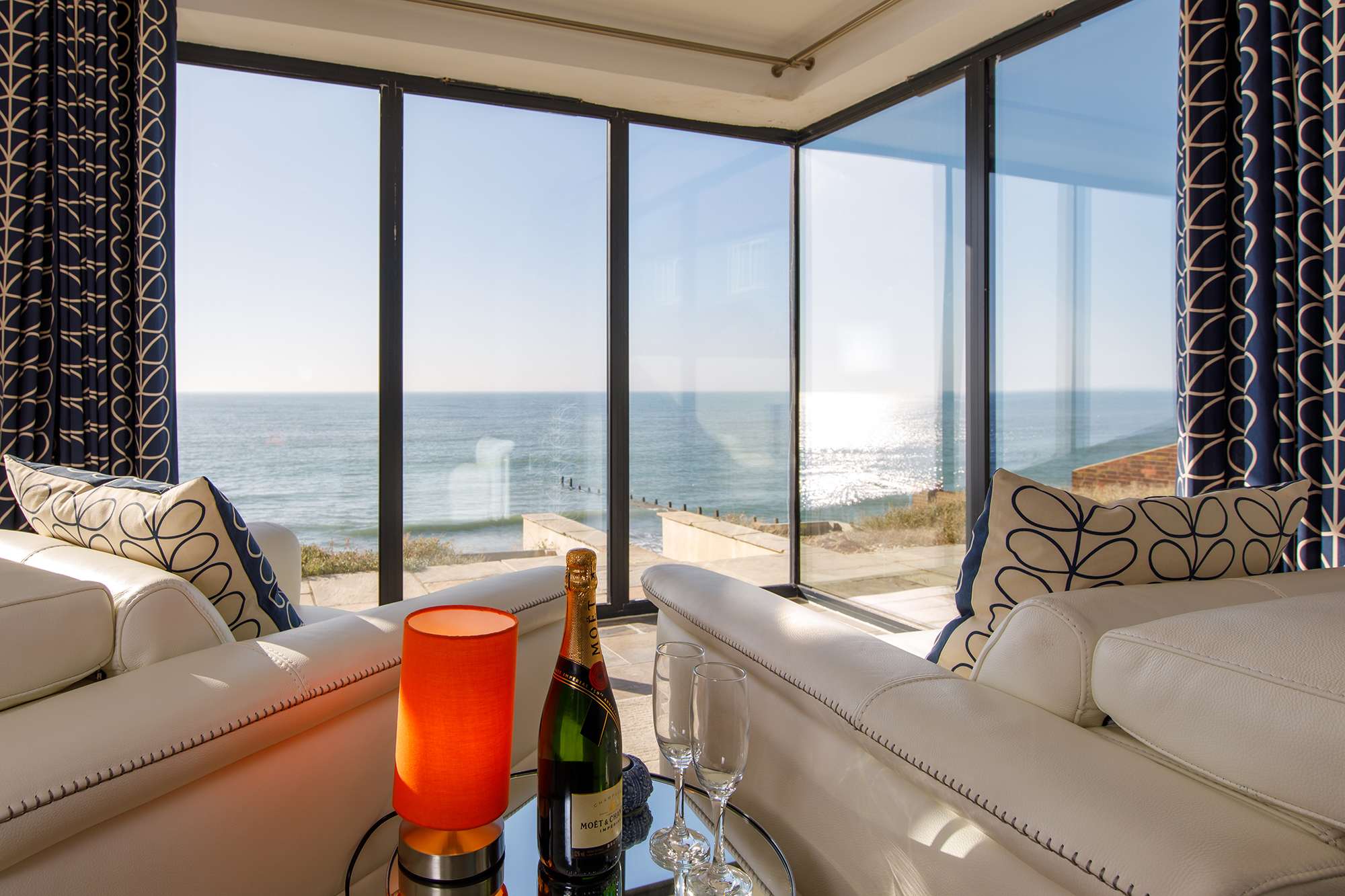 The Sea House – Ultimate Seafront Living & Sunsets