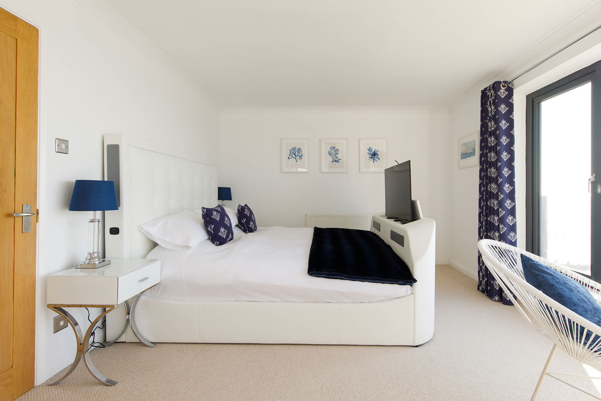 The master bedroom offer amazing sea views, built-in TV and ensuite.