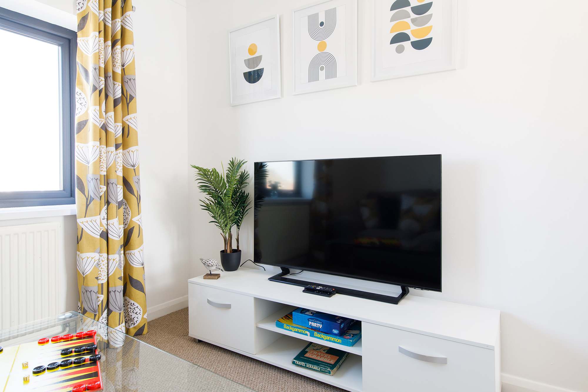 The snug lounge has a comfy sofa and Smart TV. Perfect for children to watch a film or those after a little quiet time with a good book.