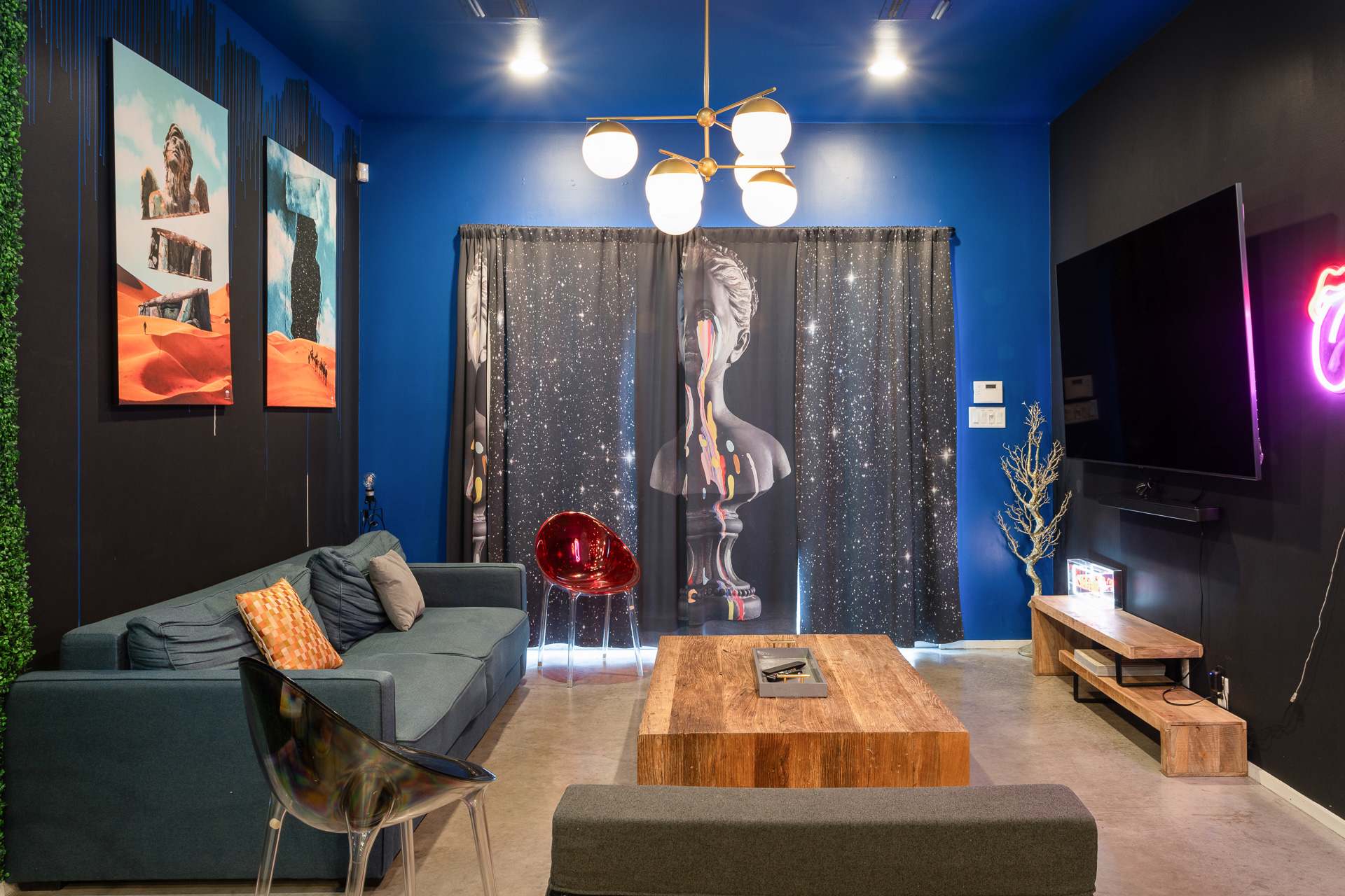 Living Room with Fold Out Sofa Bed and Smart TV