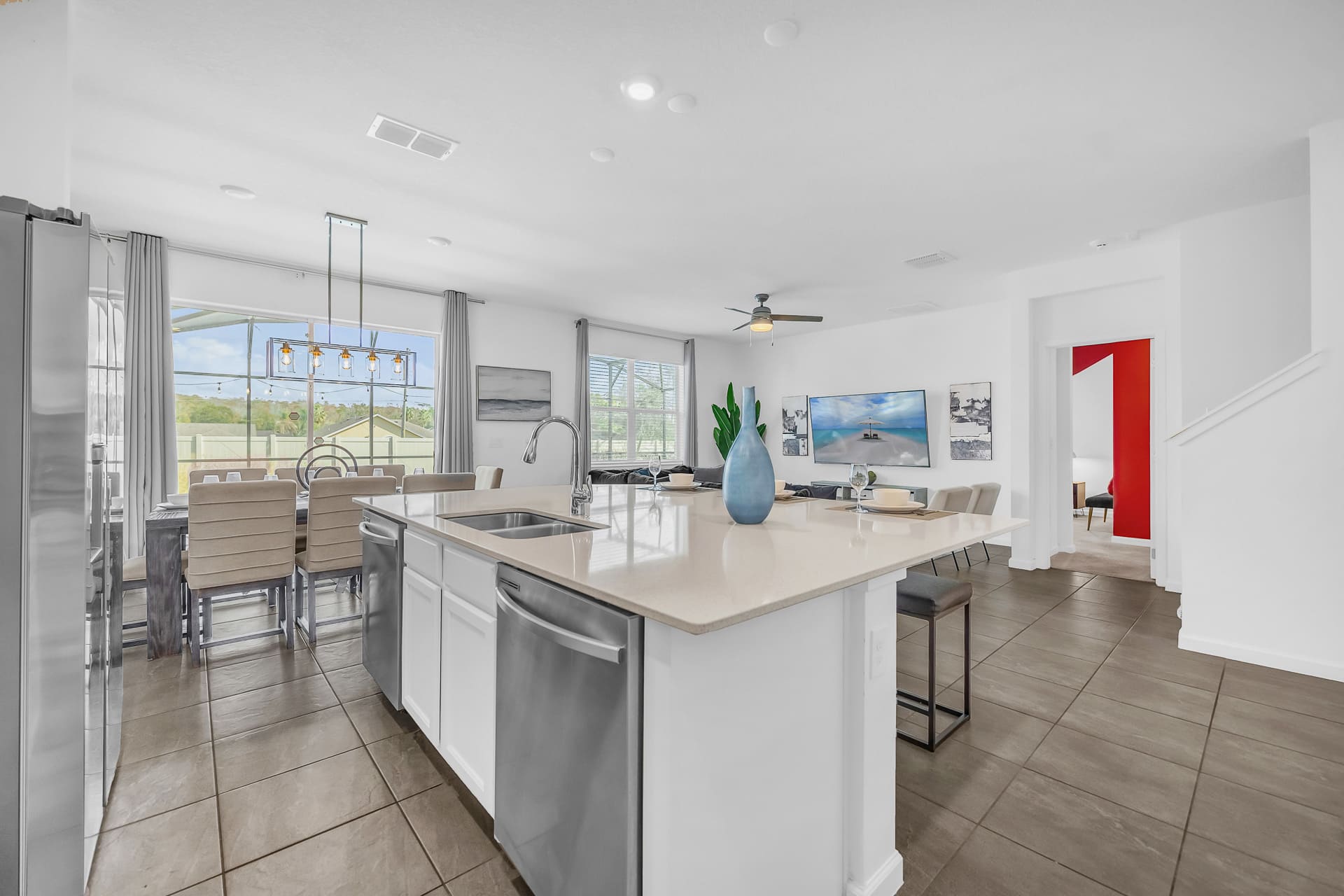 Modern Kitchen with Centered Island 