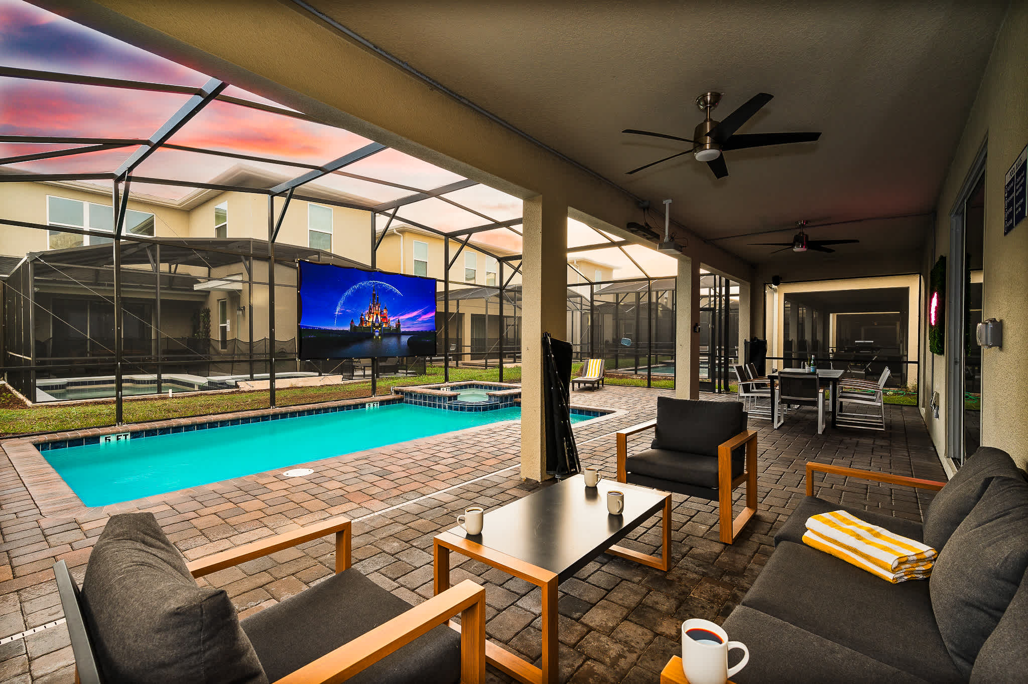 Family villa w/pool, hot tub & water park