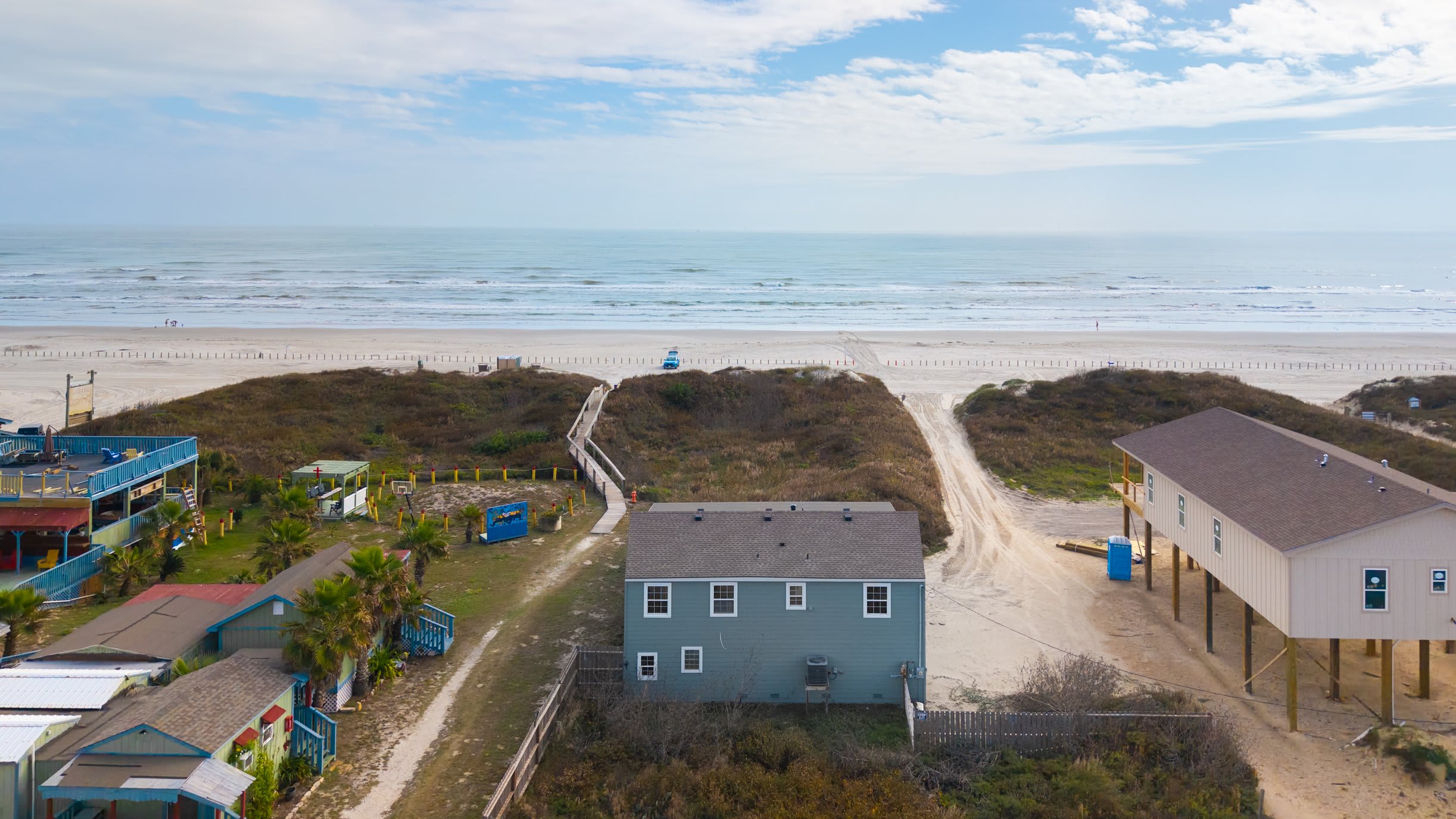 Beachfront, Drive-On Beach! | The Sunshine House