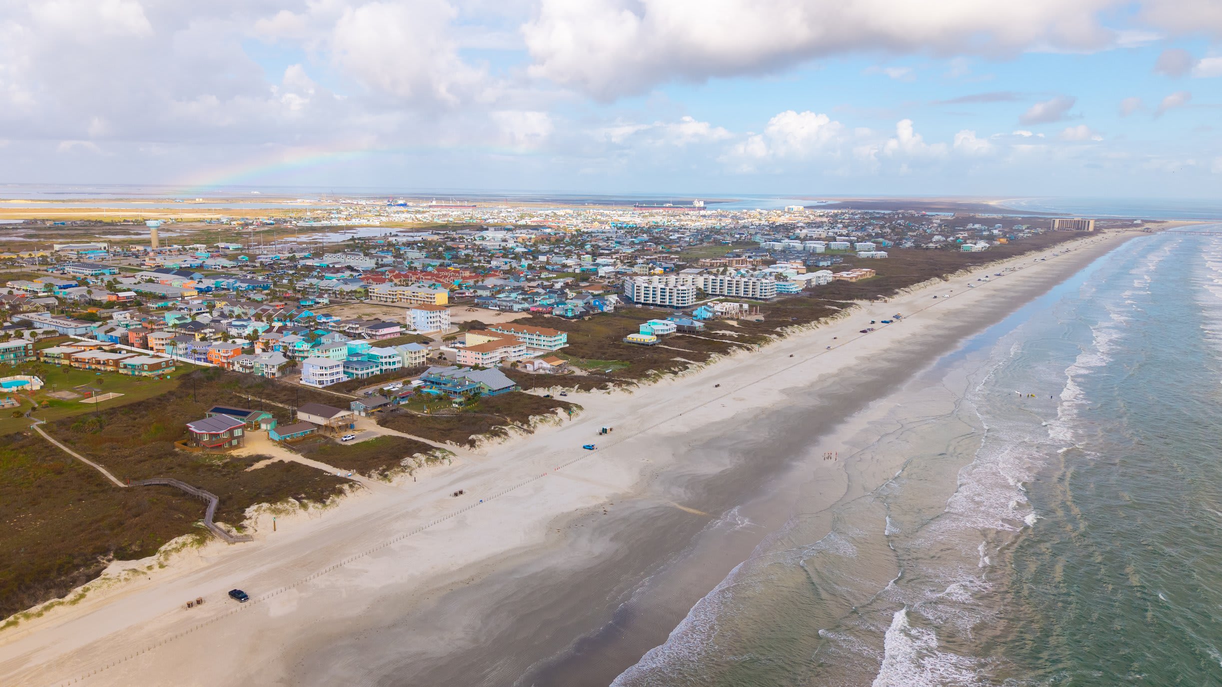 Beachfront, Drive-On Beach! | The Sunshine House