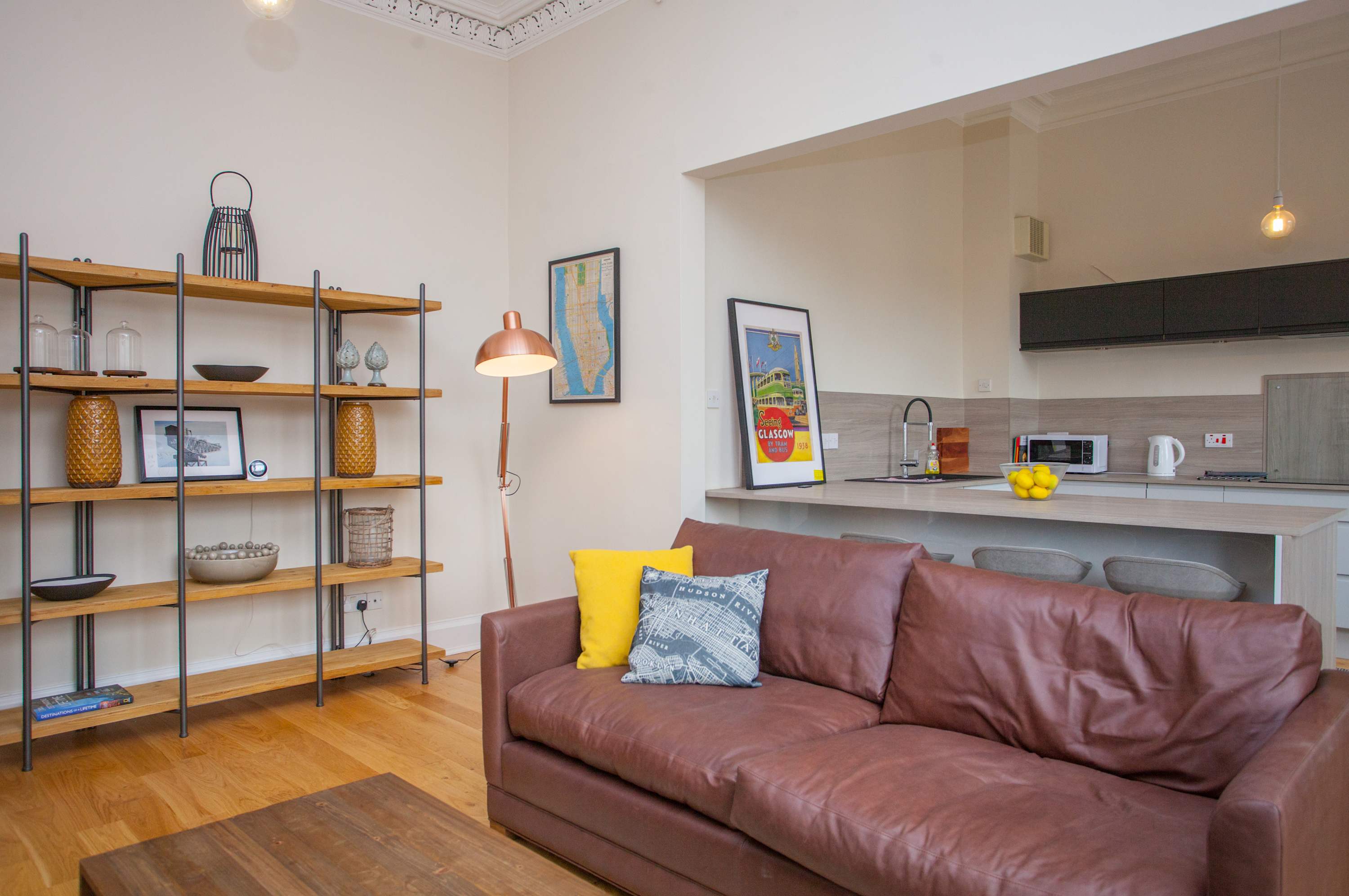 Spacious Period Property in Glasgow in 10 Lynedoch Place G3 6AB - Property image 11 - VivreStays