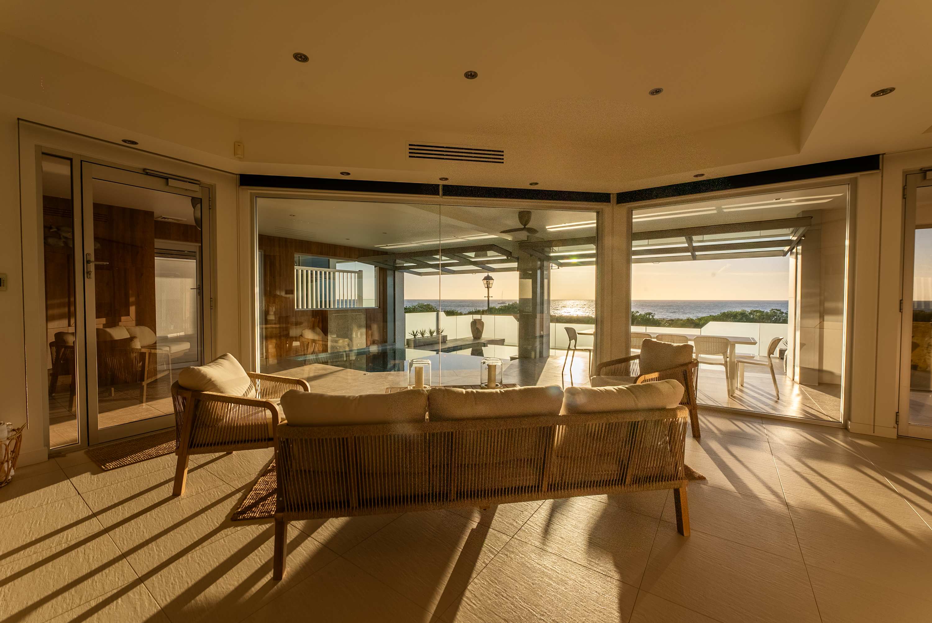 Ocean View Villa with Pool, Spa & Cinema - Photo 16