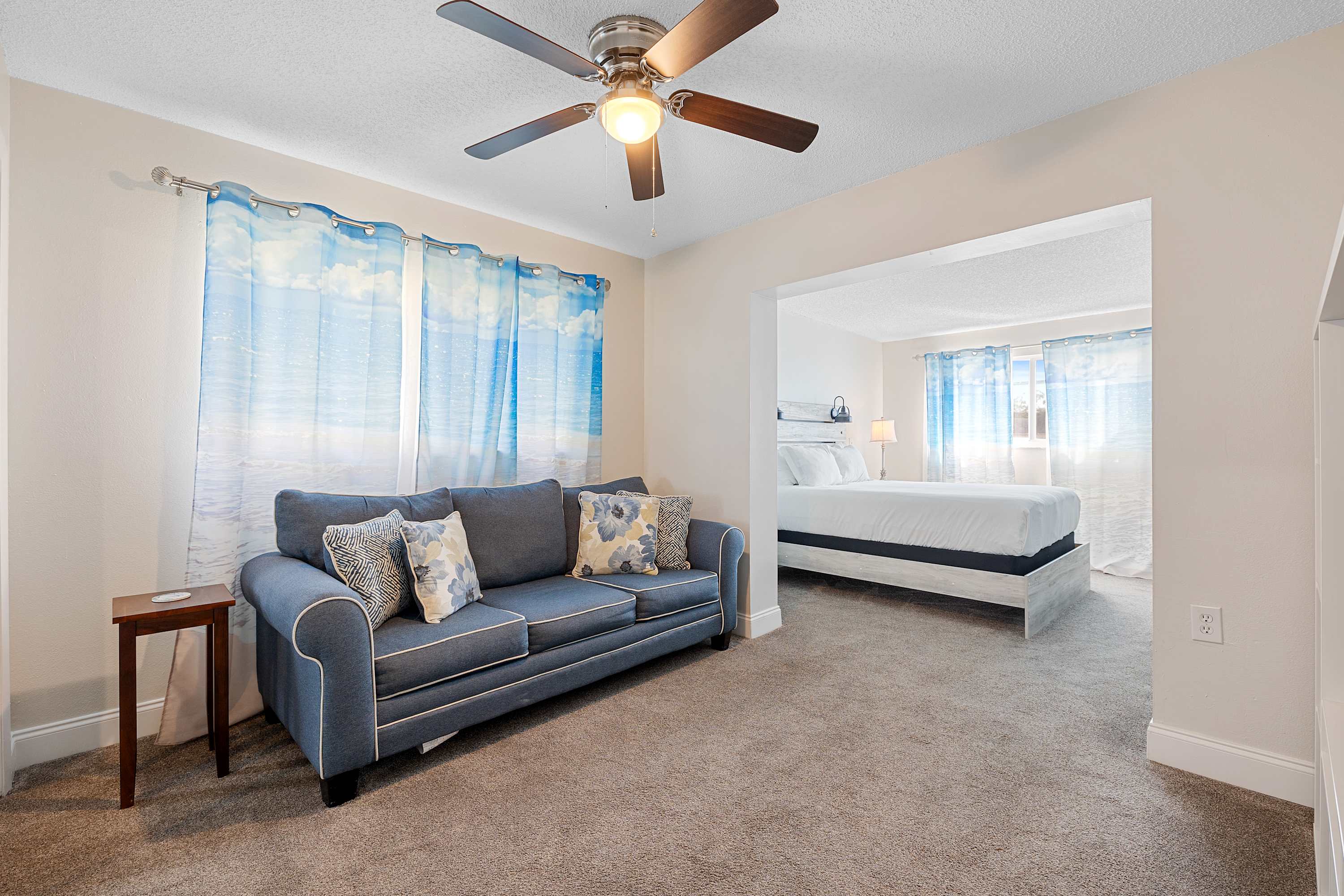 6mi to Beach, Villa w/Private Pool, Firepit