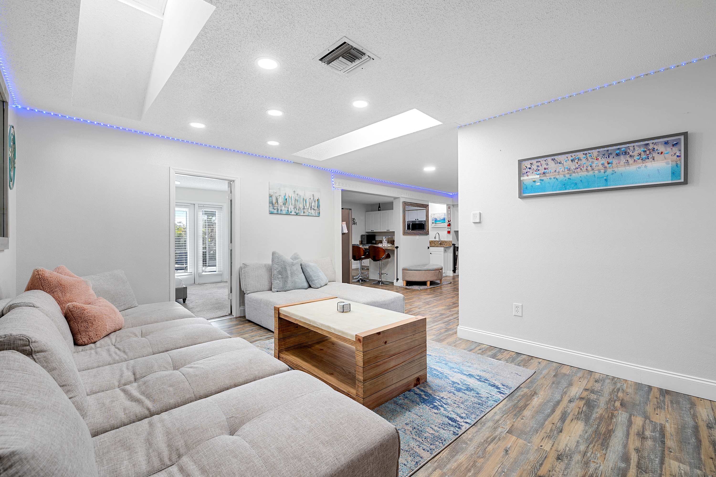 6mi to Beach, Villa w/Private Pool, Firepit