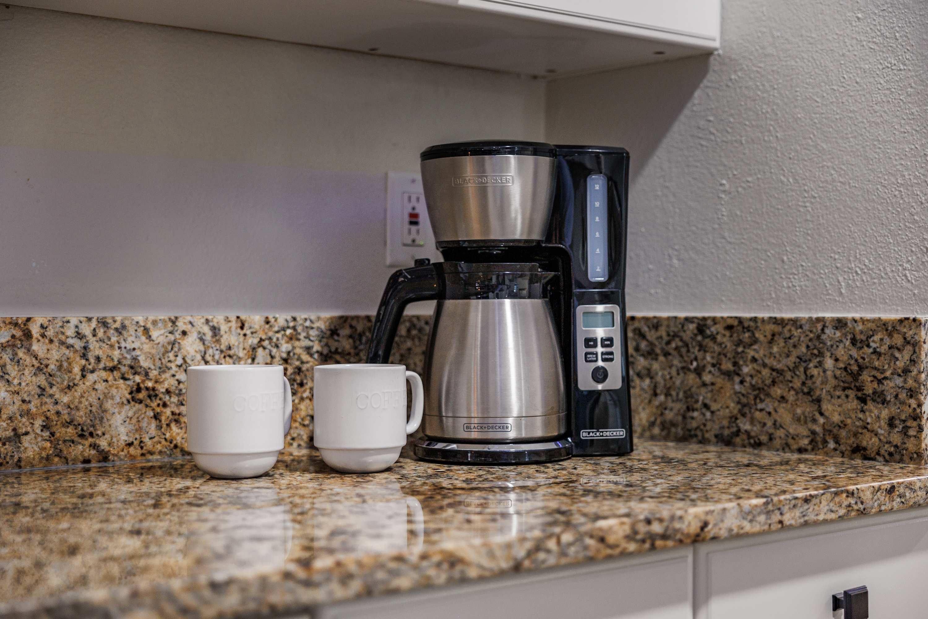 6mi to Beach, Villa w/Private Pool, Firepit