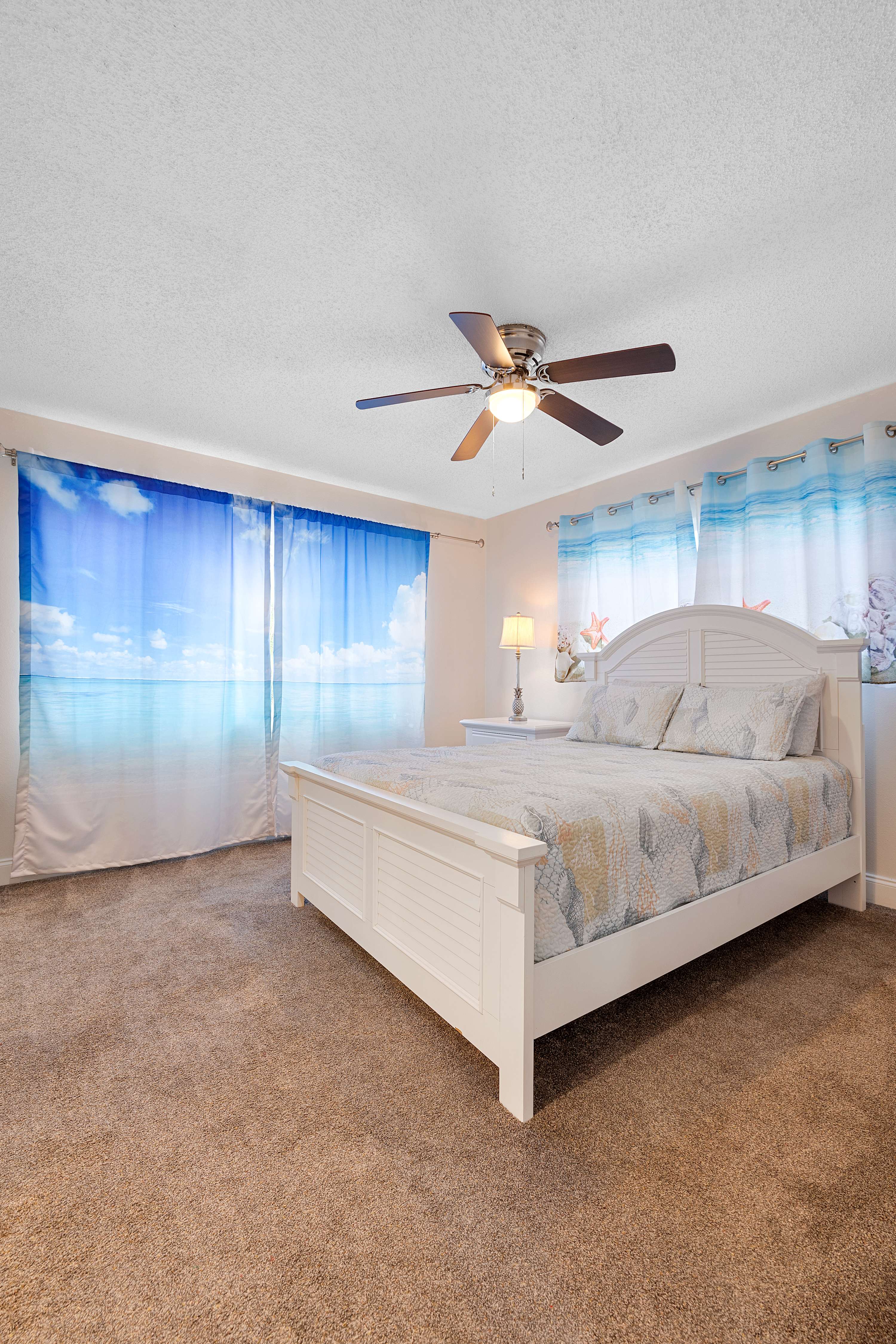 6mi to Beach, Villa w/Private Pool, Firepit