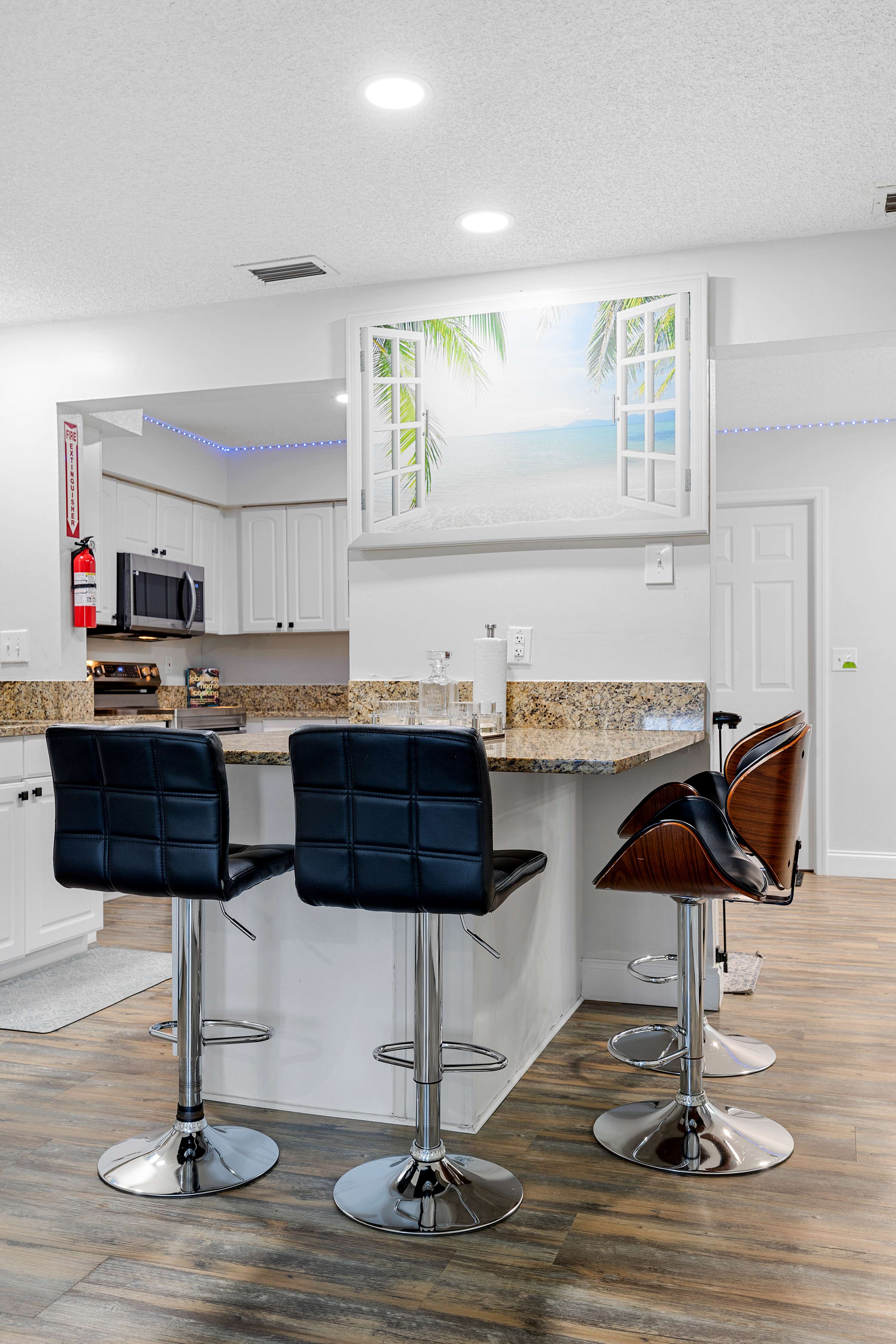 6mi to Beach, Villa w/Private Pool, Firepit