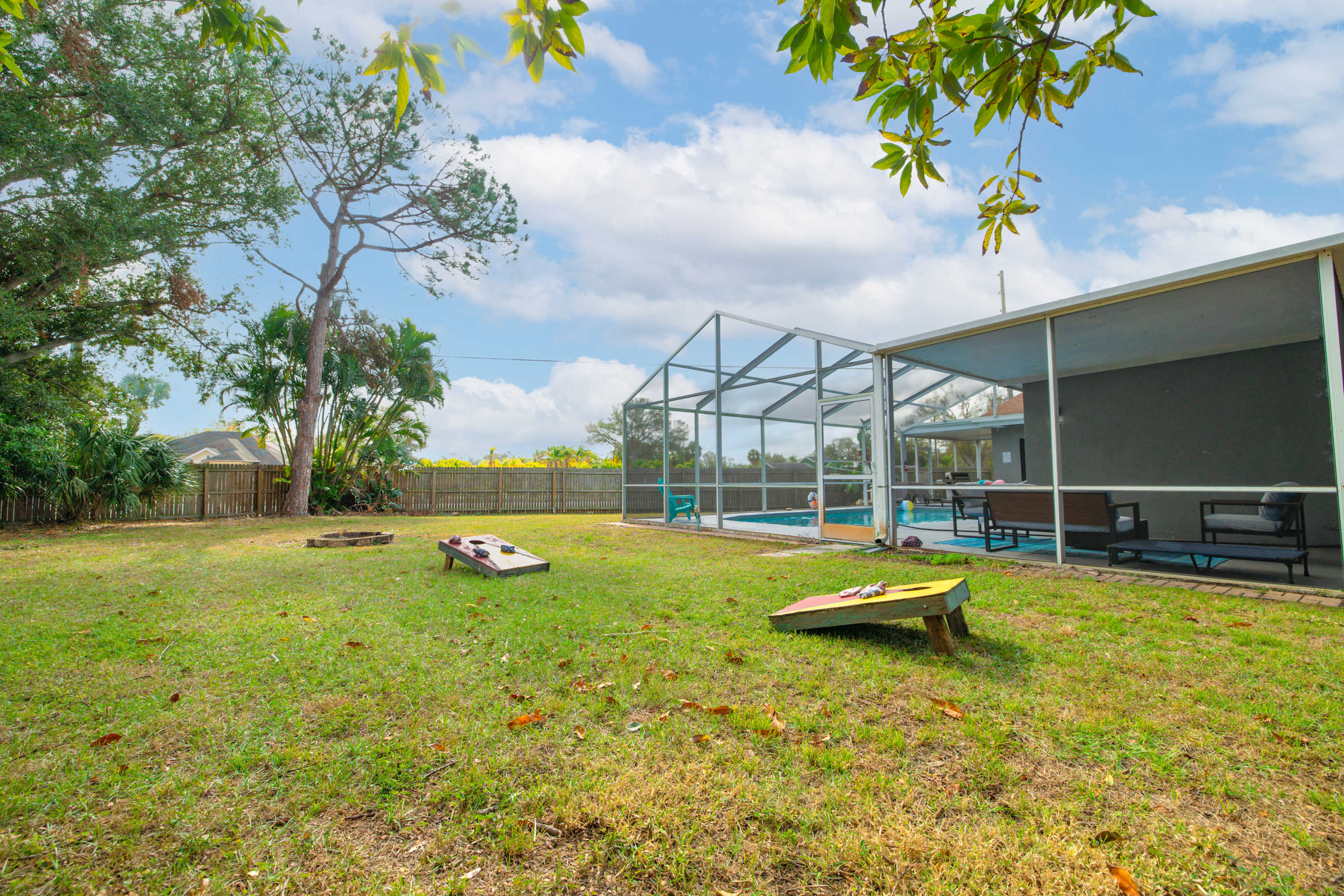 6mi to Beach, Villa w/Private Pool, Firepit