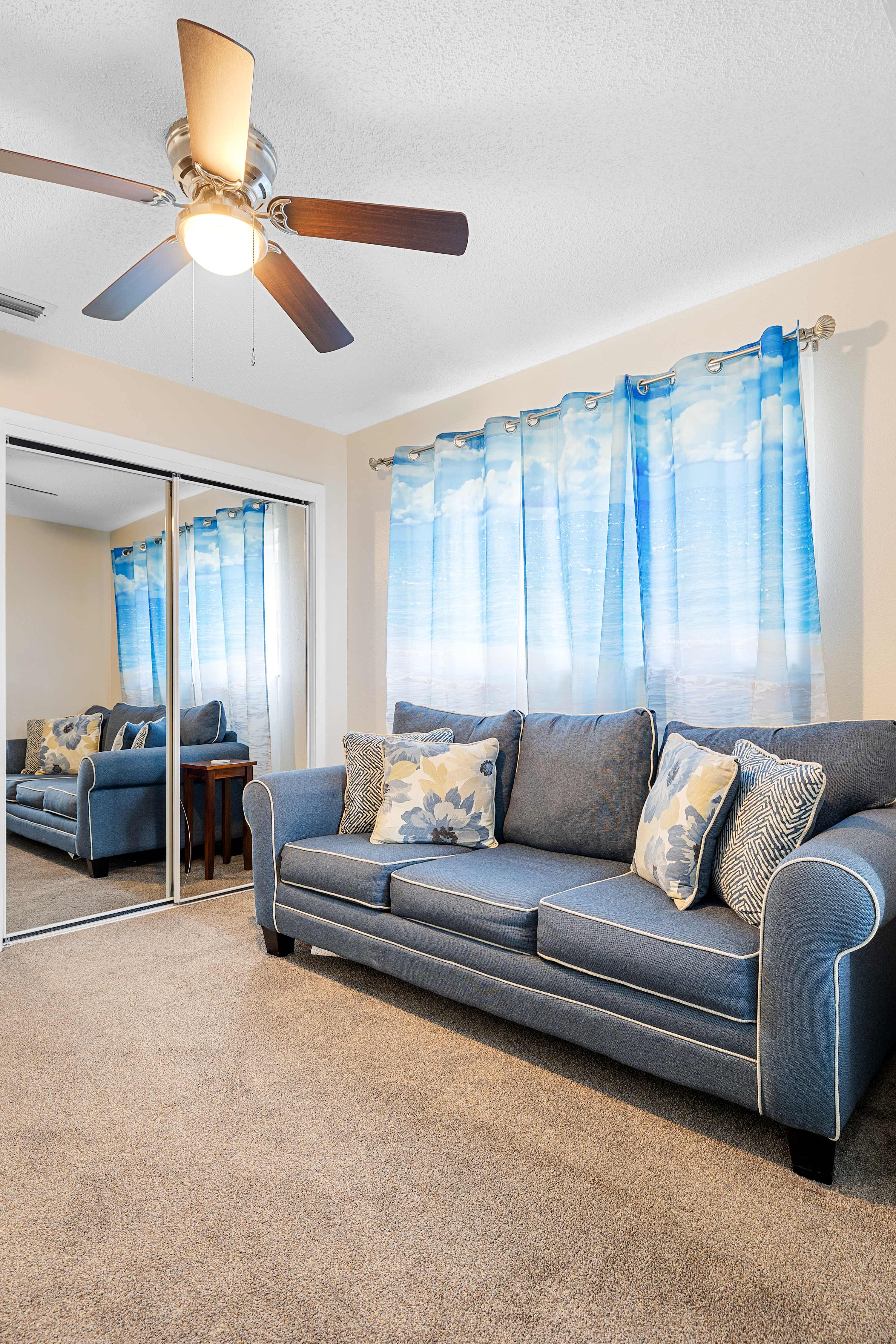 6mi to Beach, Villa w/Private Pool, Firepit