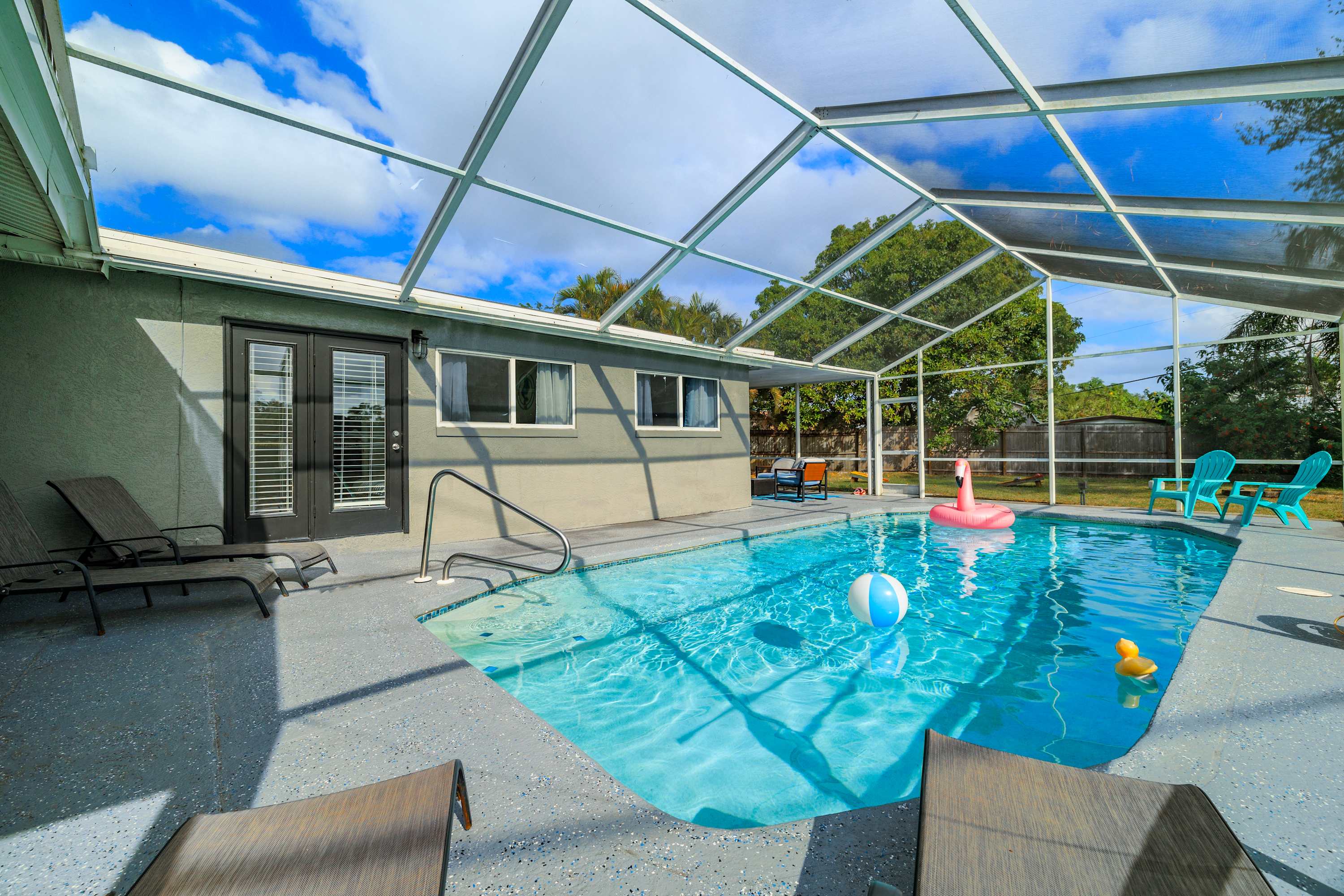 6mi to Beach, Villa w/Private Pool, Firepit