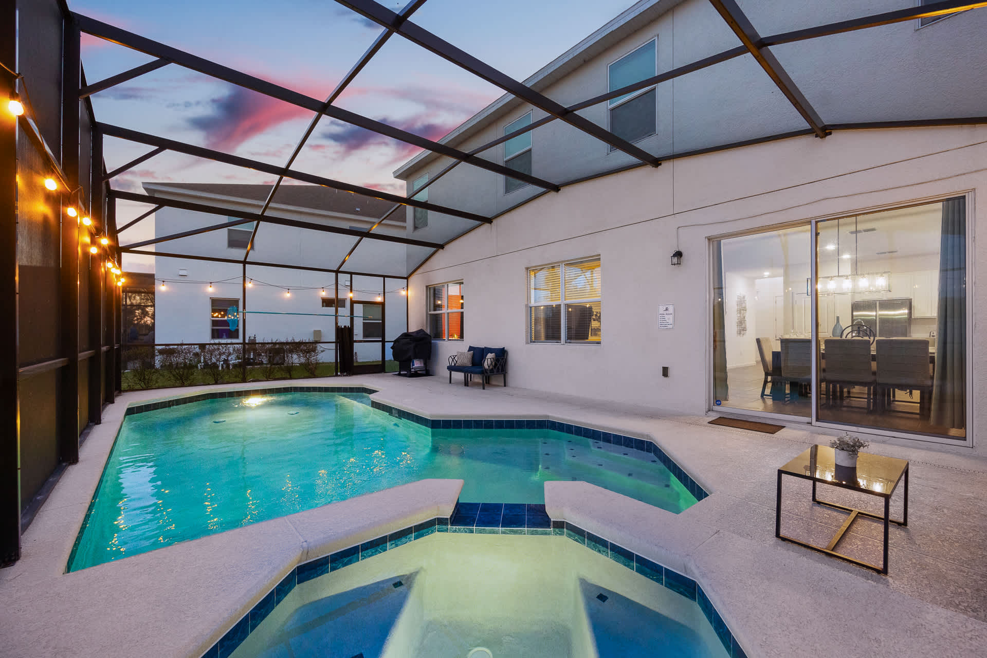 Private Swimming Pool and Hot Tub