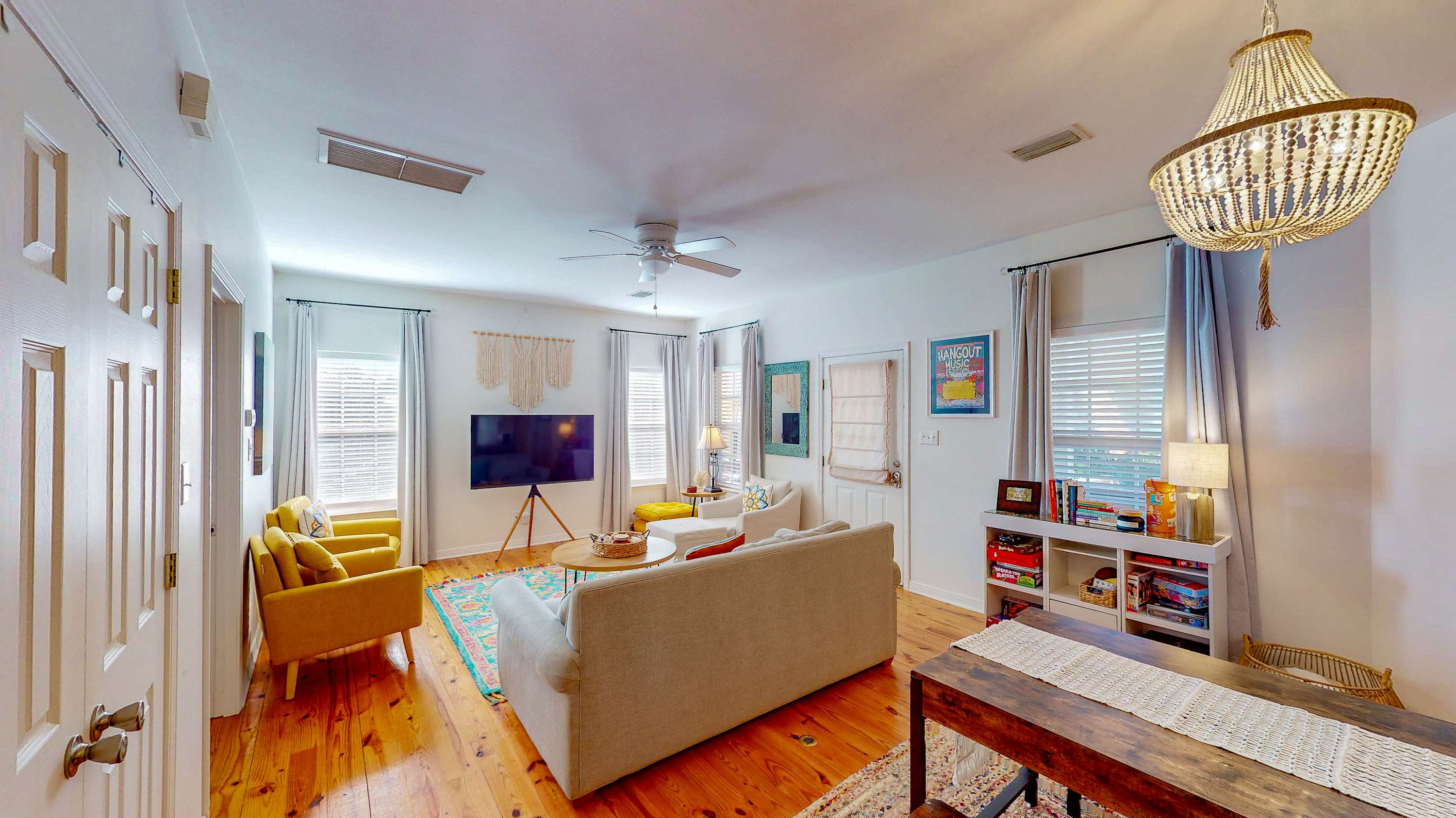 The Rookery Cottage beach nearby pool sleeps 8! — Gulf Shores, AL — vacation rental