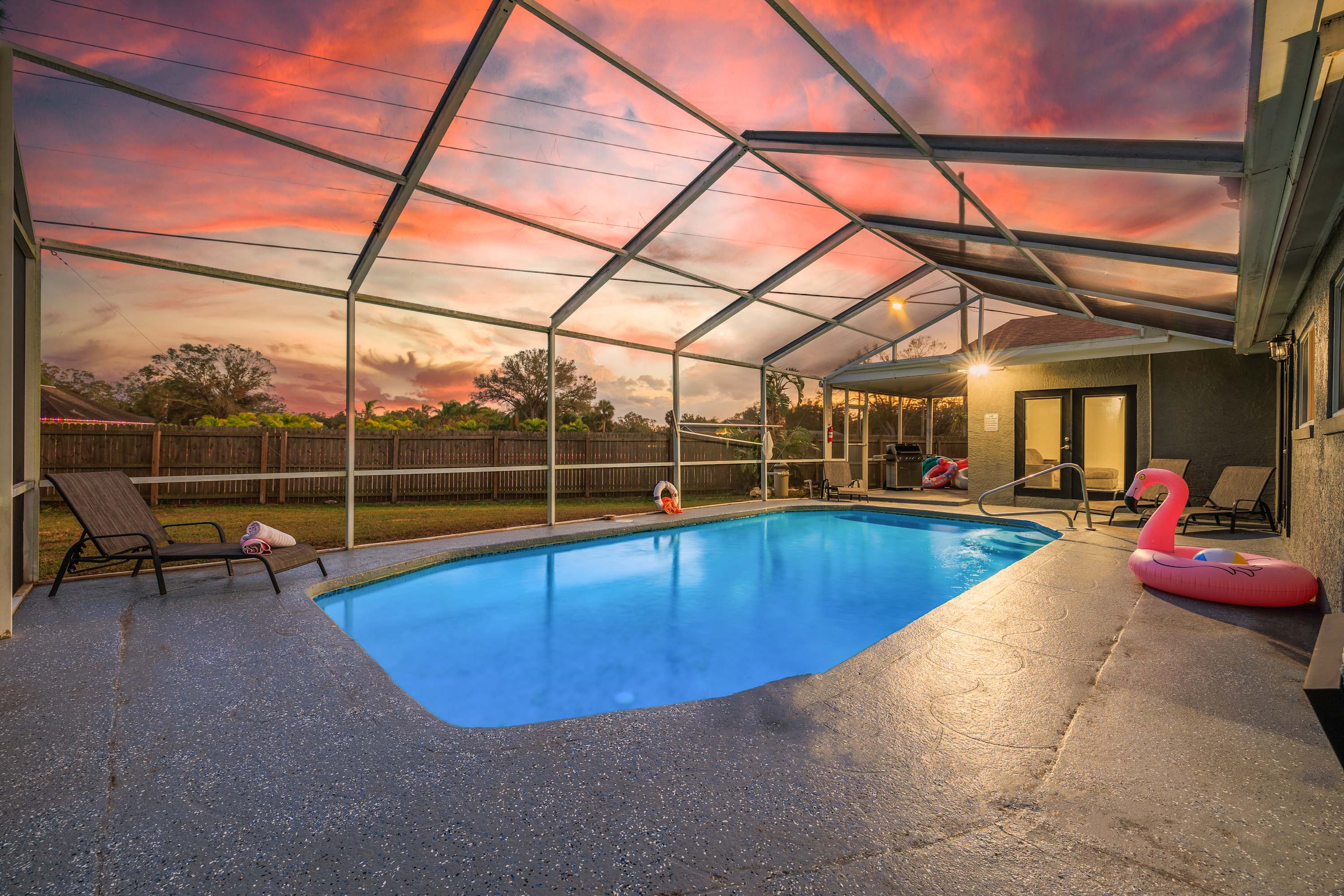 6mi to Beach, Villa w/Private Pool, Firepit