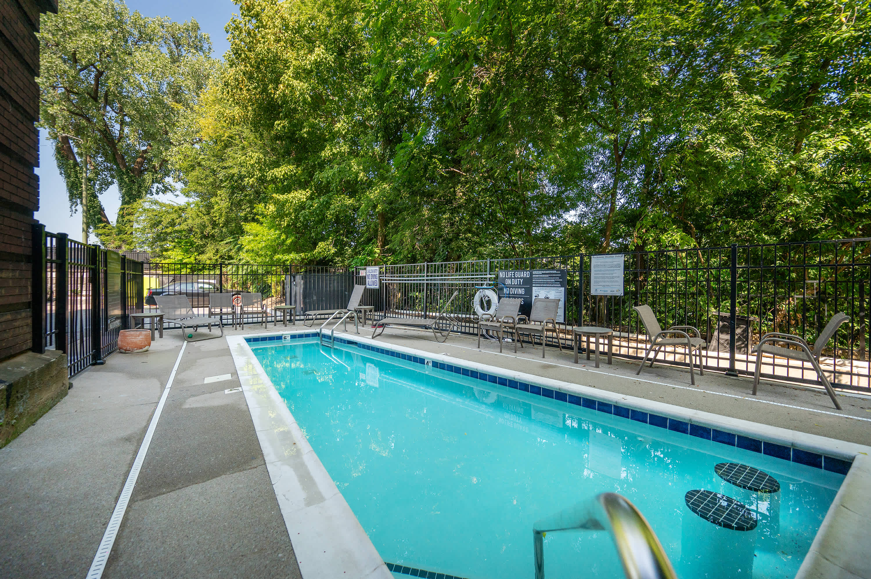 Modern 2BR Gulch Condo |Sleeps 8|Walkable Downtown