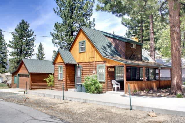 McWhinney Lane Rustic Cabin