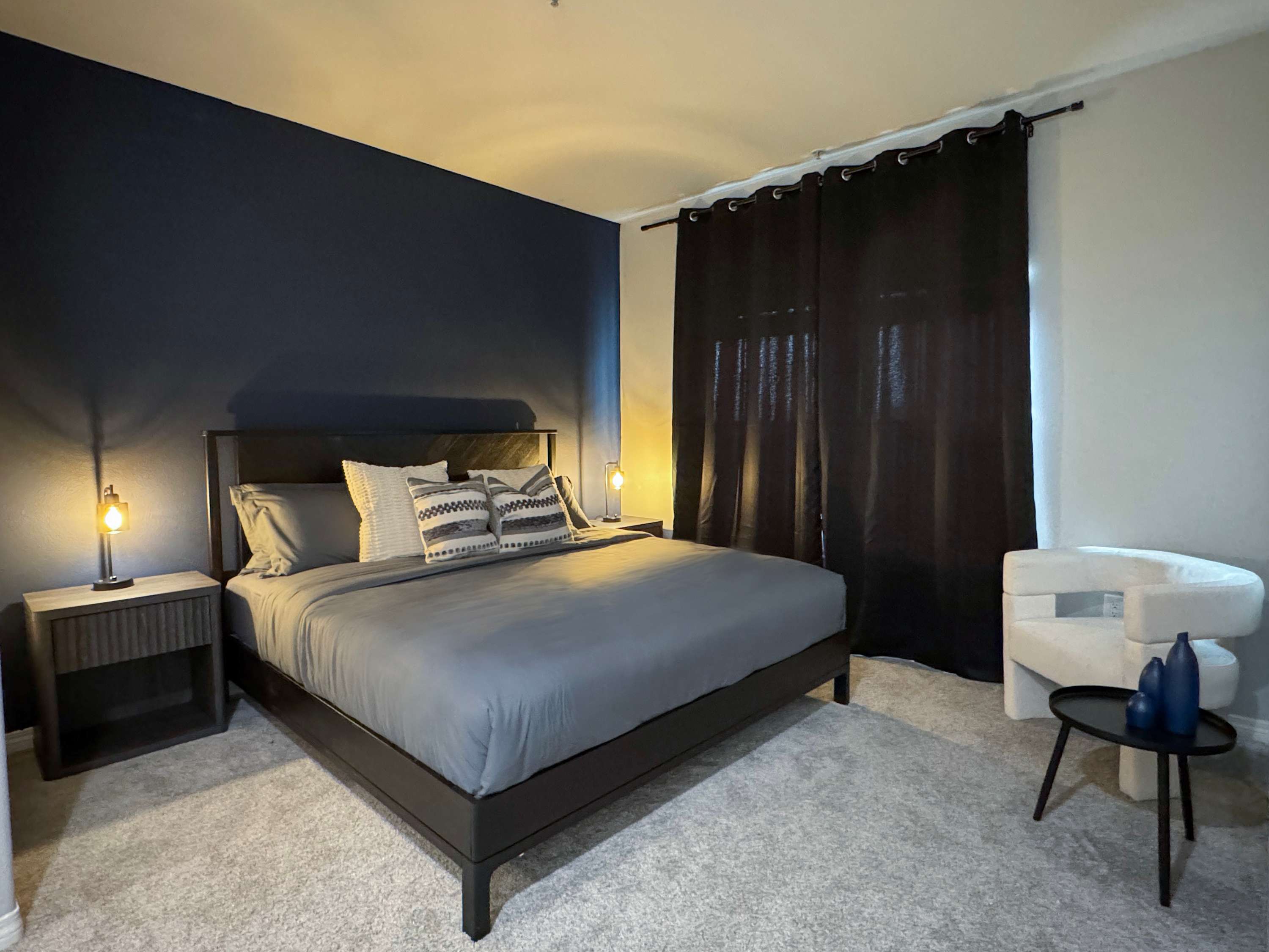 Modern Escape W/Pool&GYM +Parking 10min to Cedars