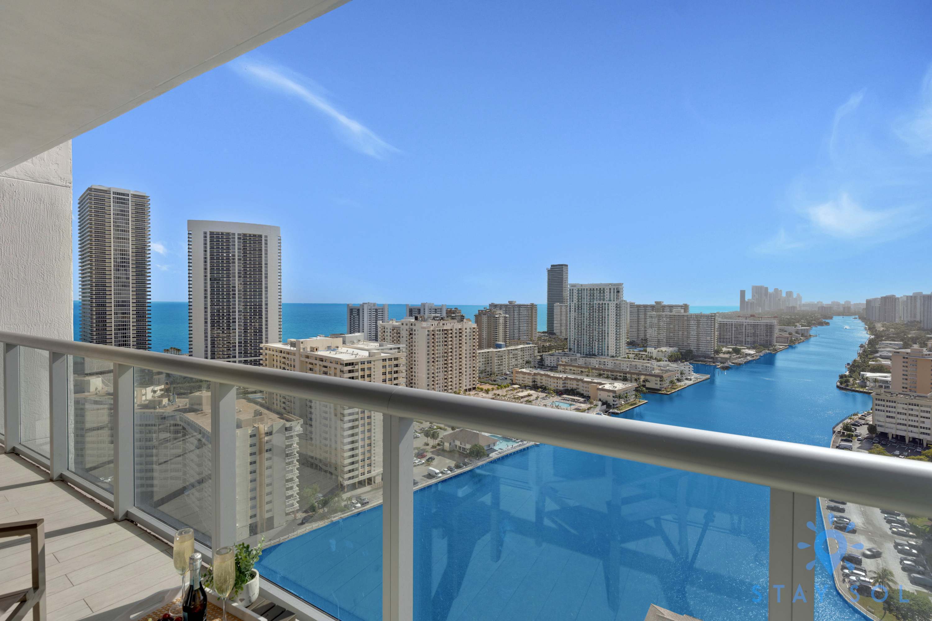Sunset Escape | Infinity View Balcony Stay