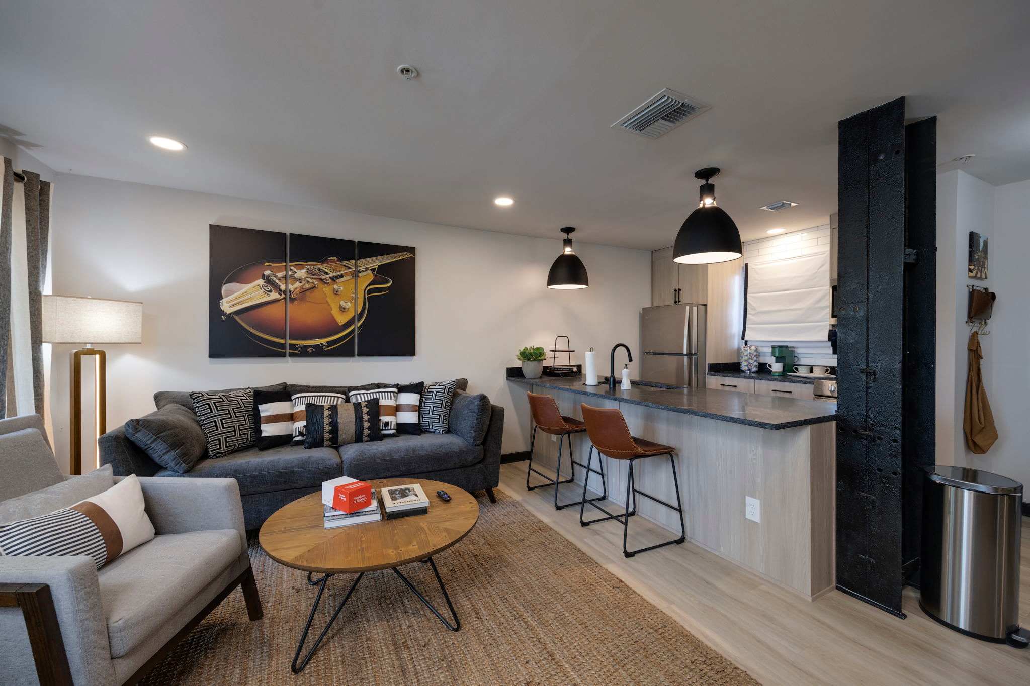River-View Downtown Condo · Pool · Near Broadway
